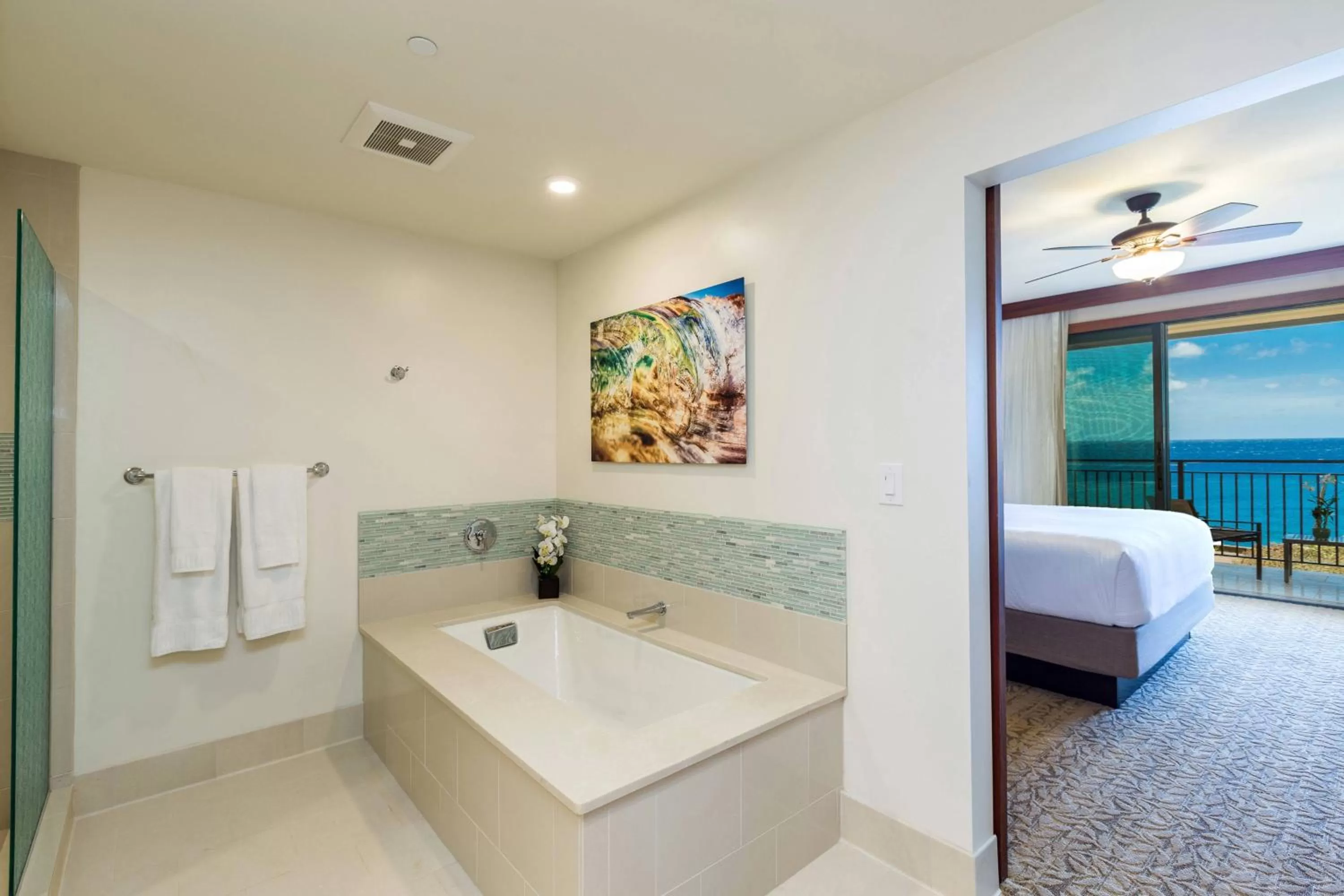 Bathroom, Bed in Koloa Landing Resort at Po'ipu, Autograph Collection