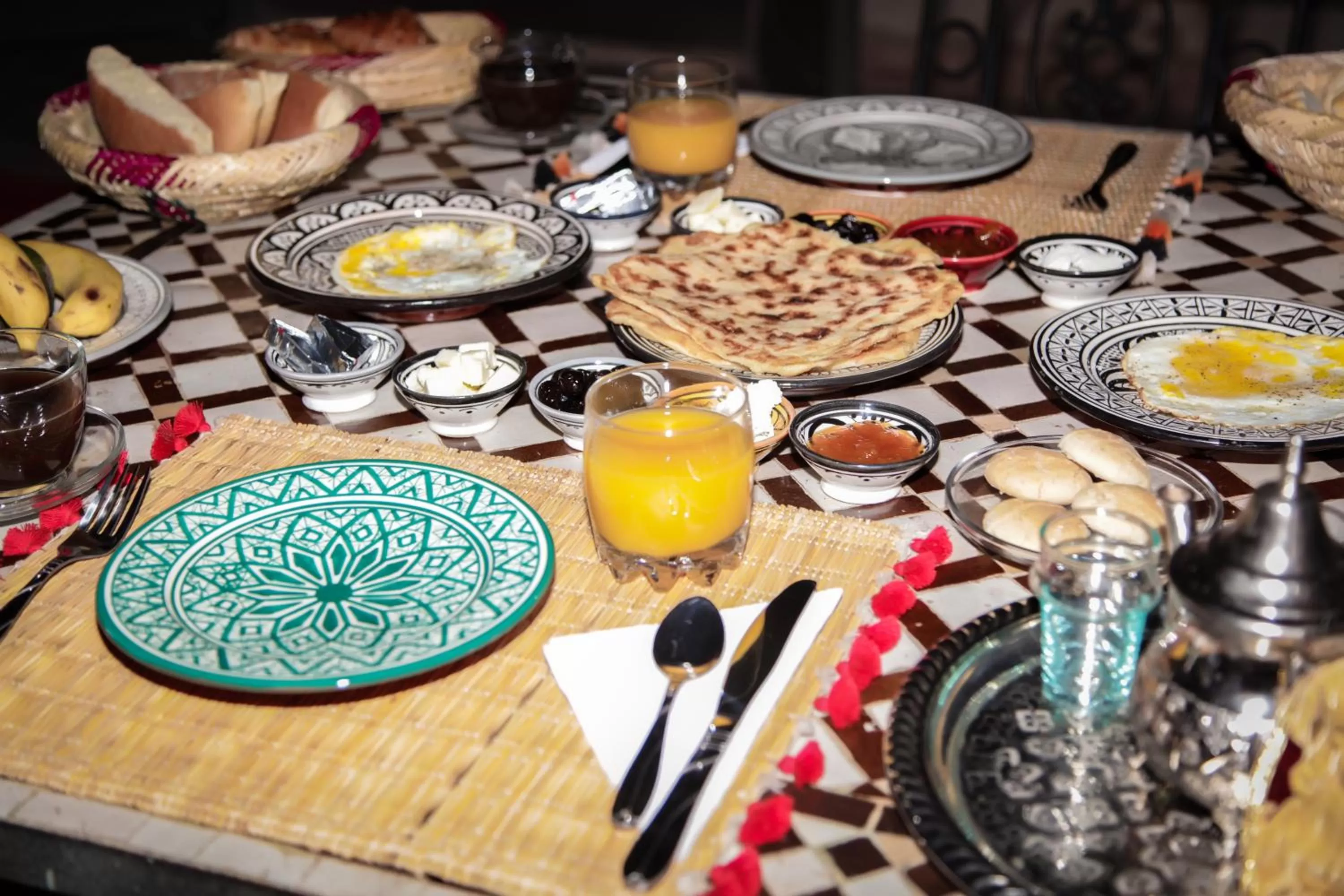 Food and drinks in Héritage Lalla Aicha Hotel & Spa