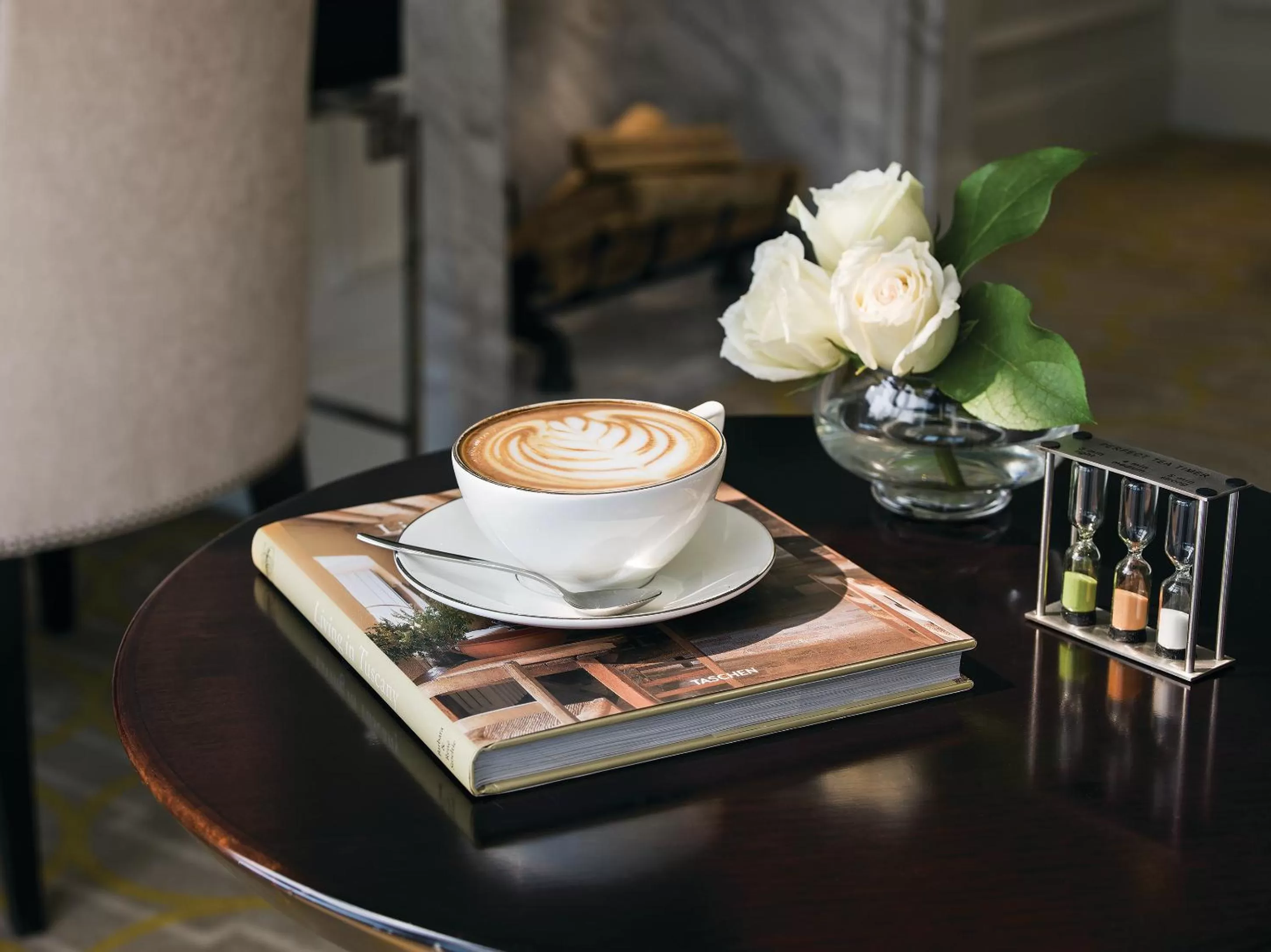 Coffee/tea facilities in The Langham Hong Kong