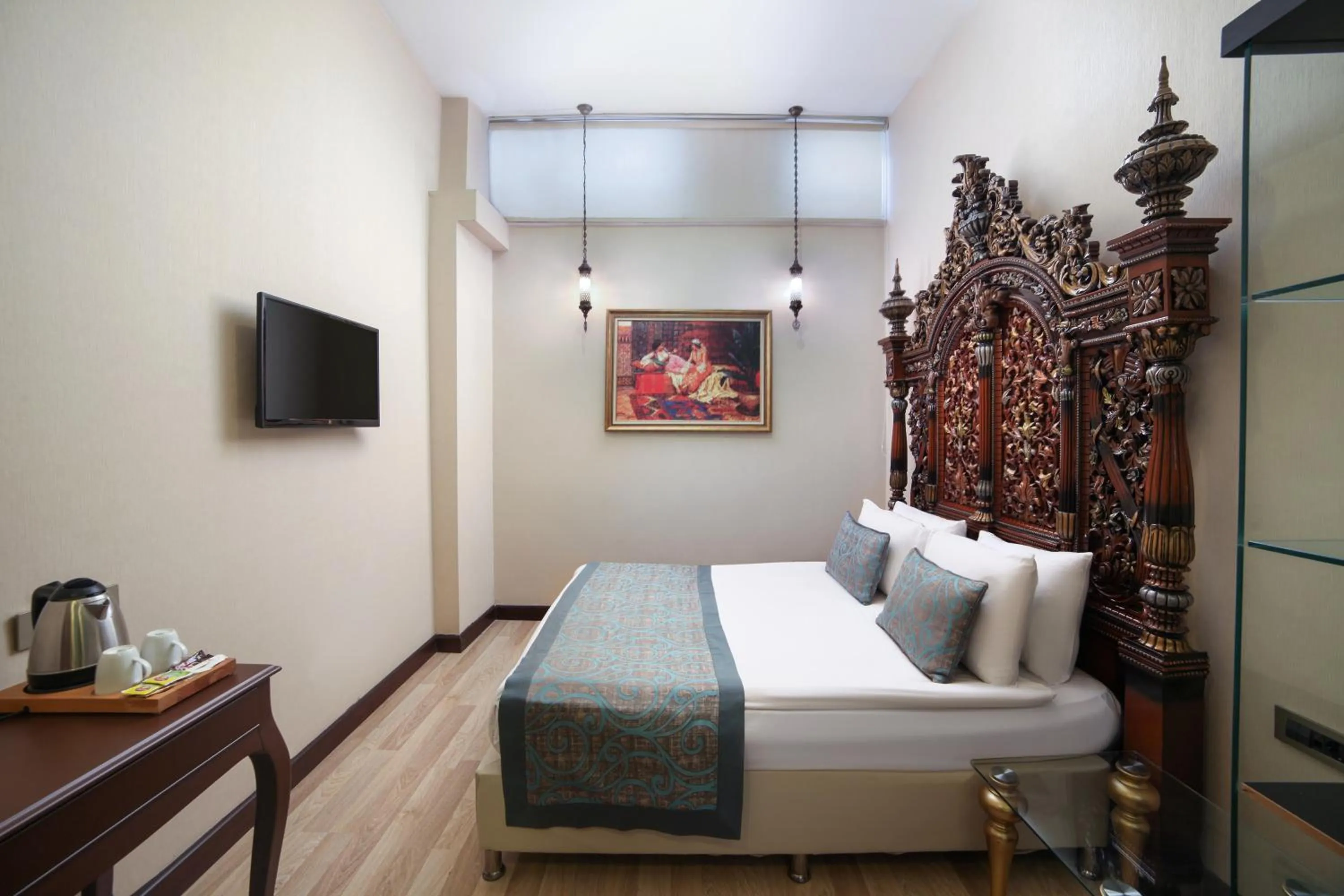 Bedroom, Bed in Great Fortune Hotel & Spa