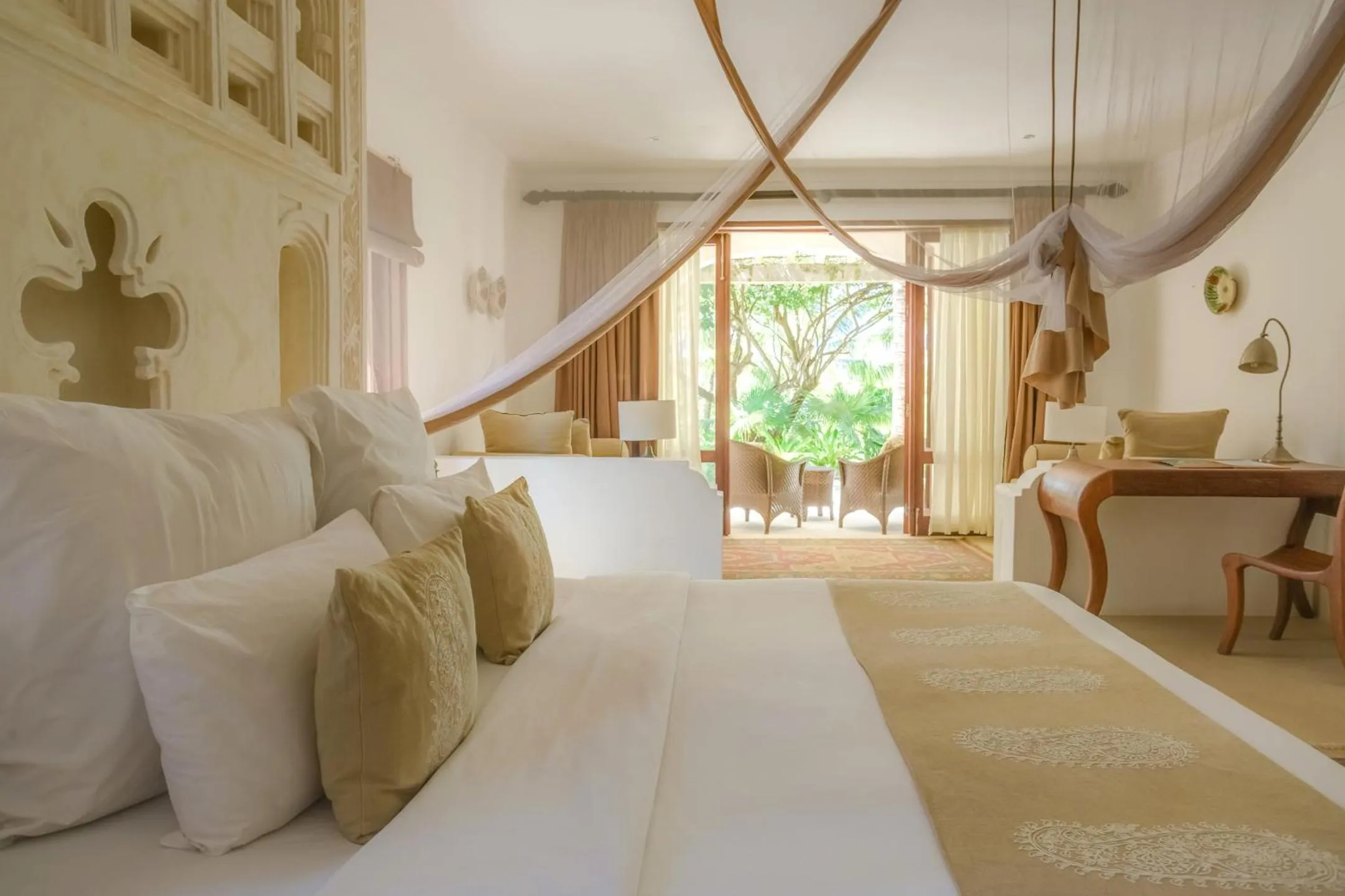 Bed in Swahili Beach