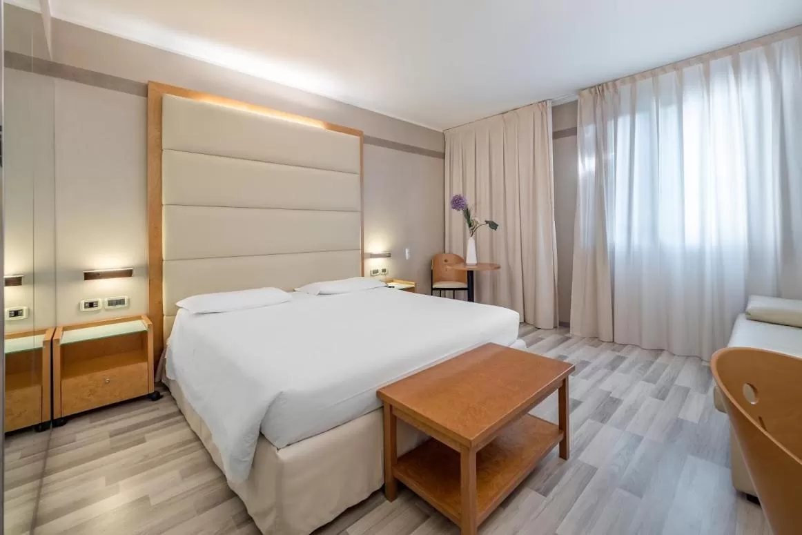 Bed in Park Hotel Ai Pini & Restaurant Ai Pini