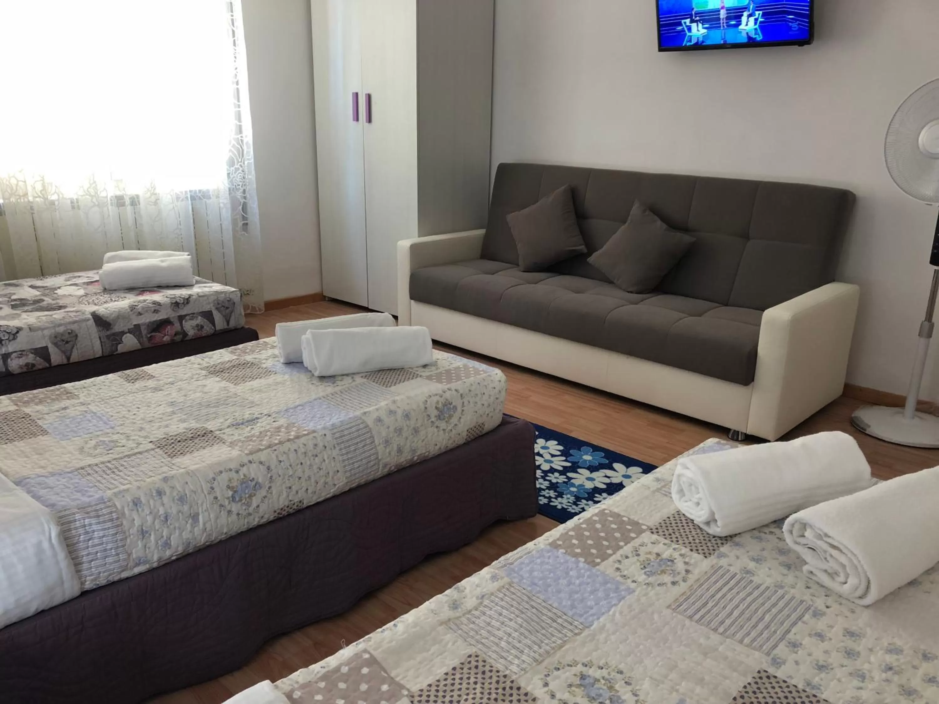 Bed in Hotel Venice Tour