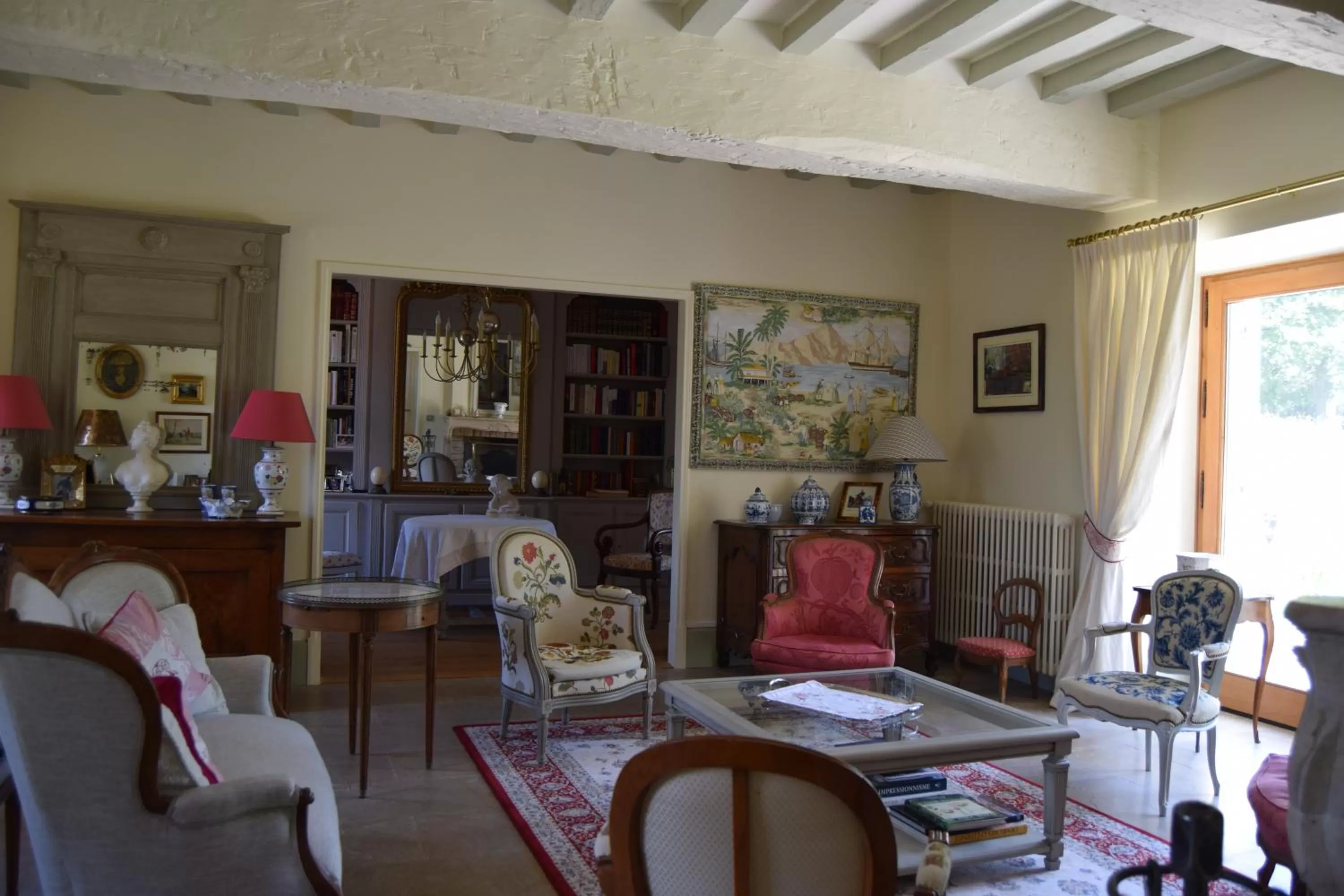 Library in La Rochelière