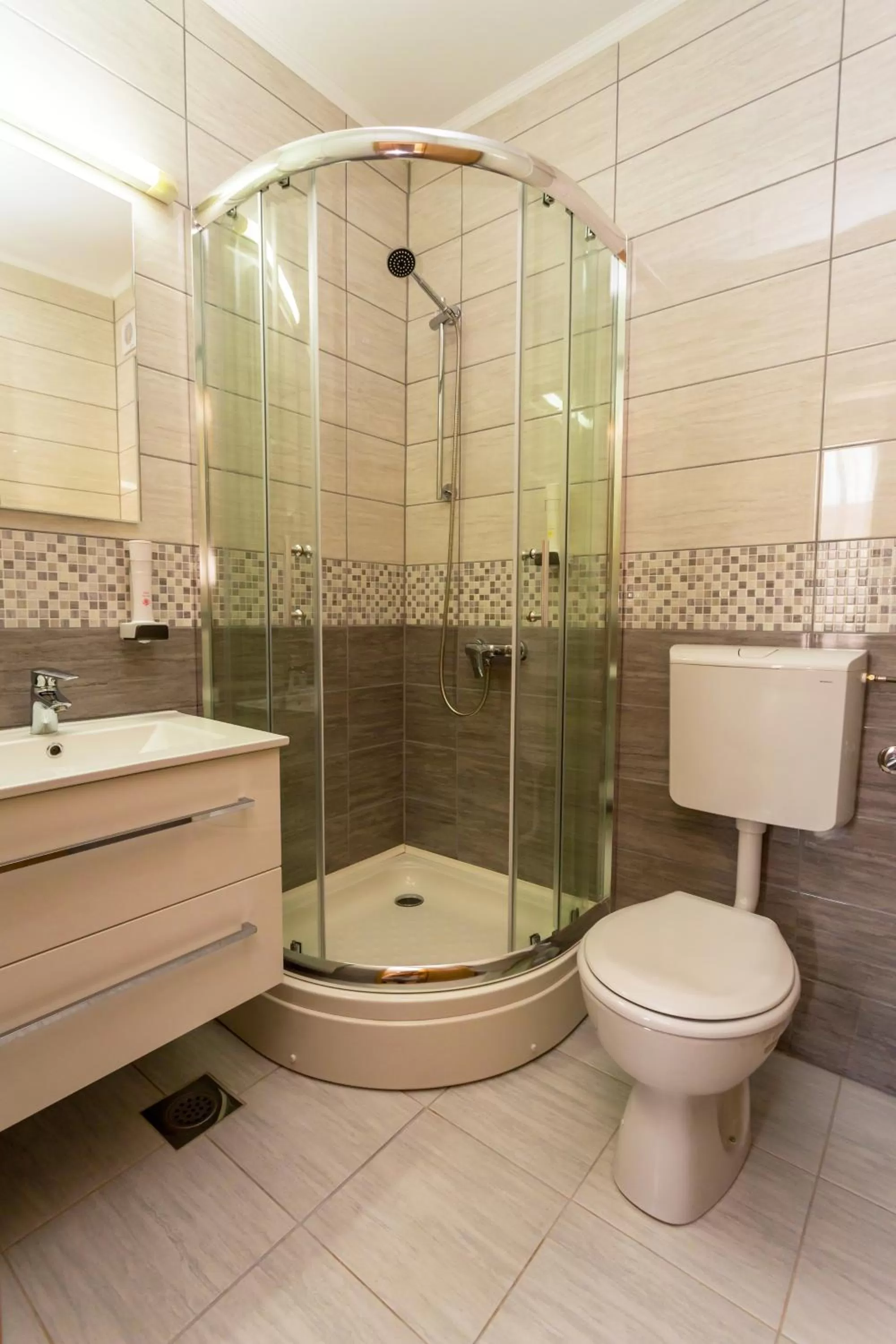 Bathroom in Hotel Hana