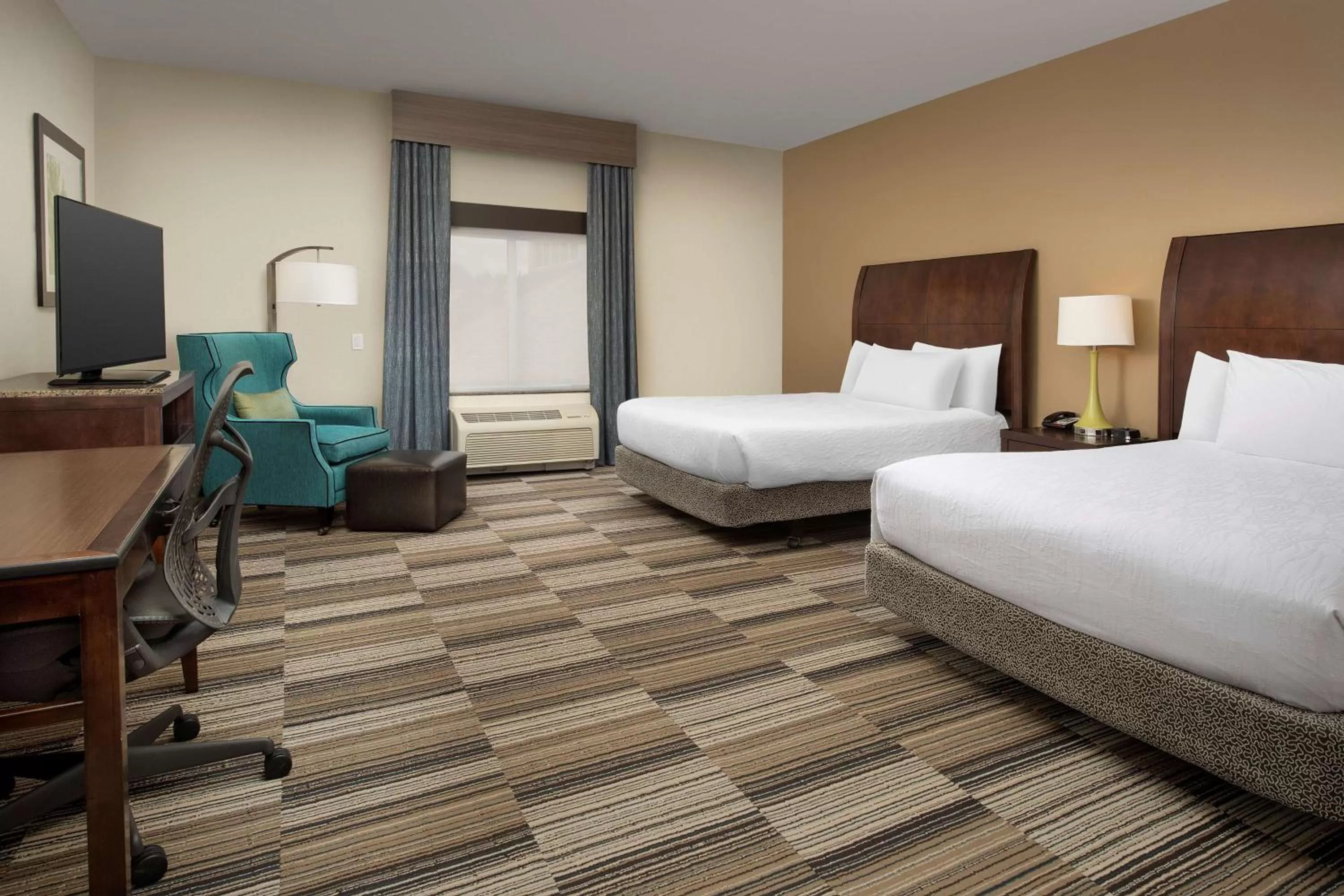 Bedroom, Bed in Hilton Garden Inn Charlotte/Mooresville