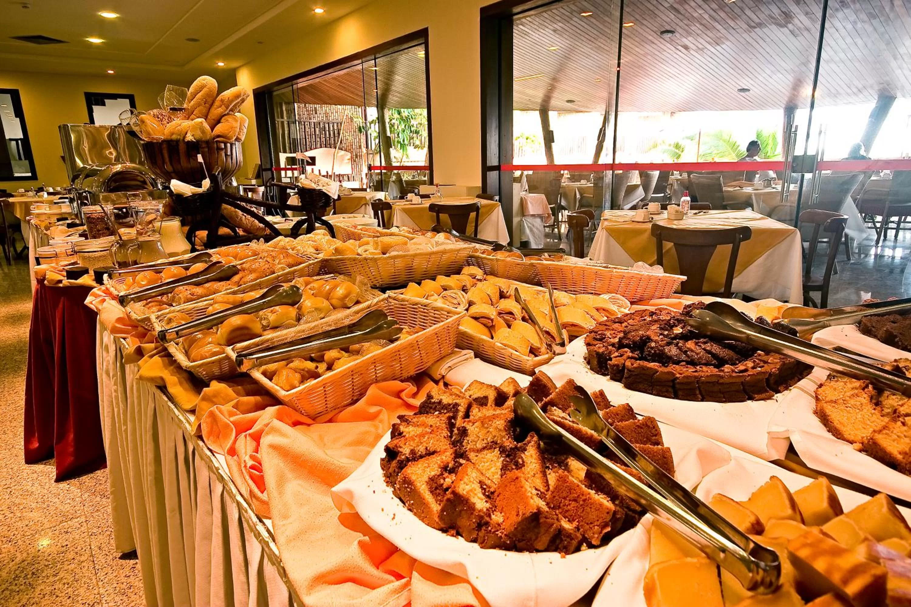 Food and drinks in Rifoles Praia Hotel e Resort