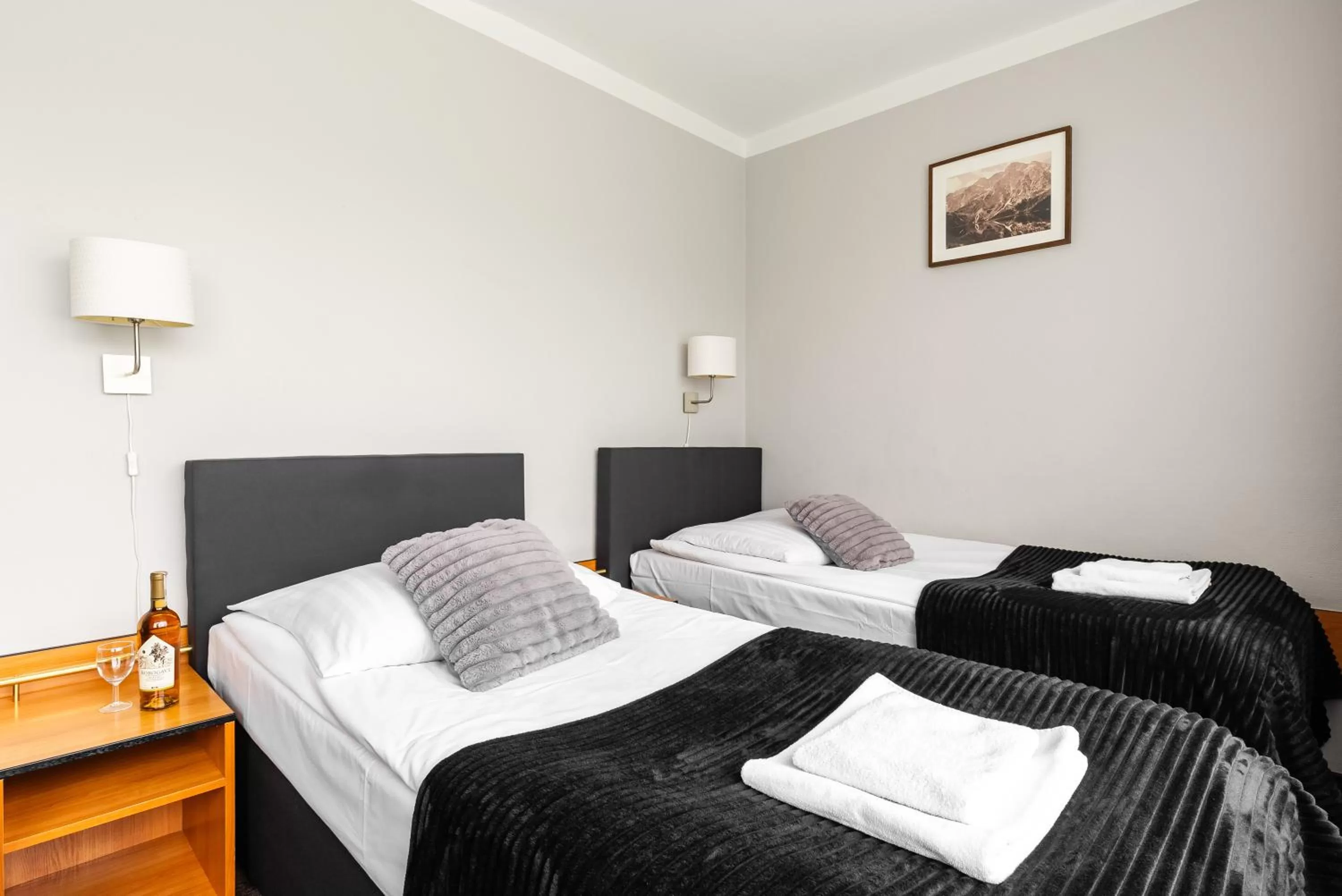 Bedroom, Bed in Hotel Helios 300m od Krupówek nowy BASEN od 12 lipca