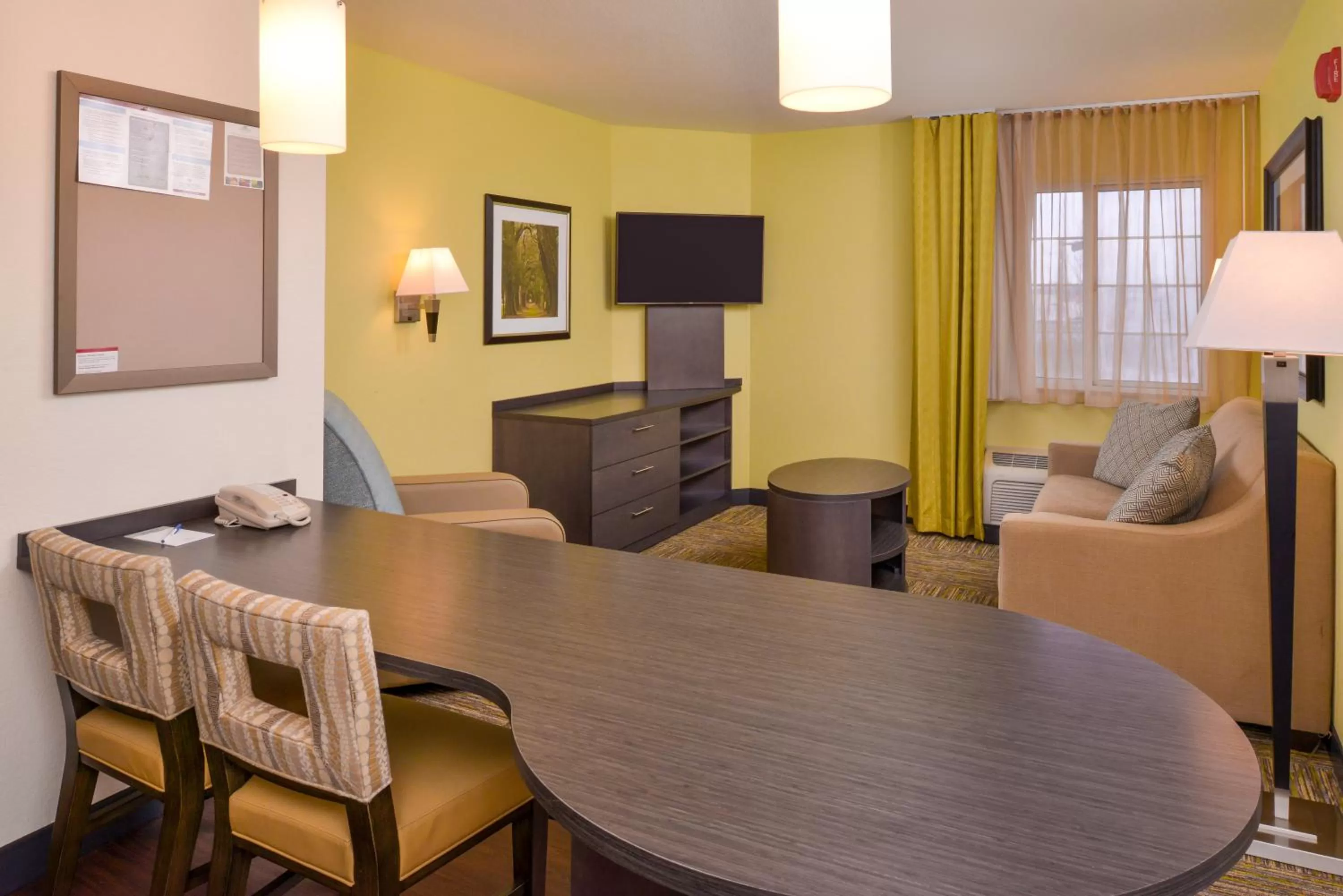 Seating area in Candlewood Suites Paducah by IHG