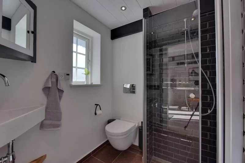 Bathroom in Hørhavegården B&B