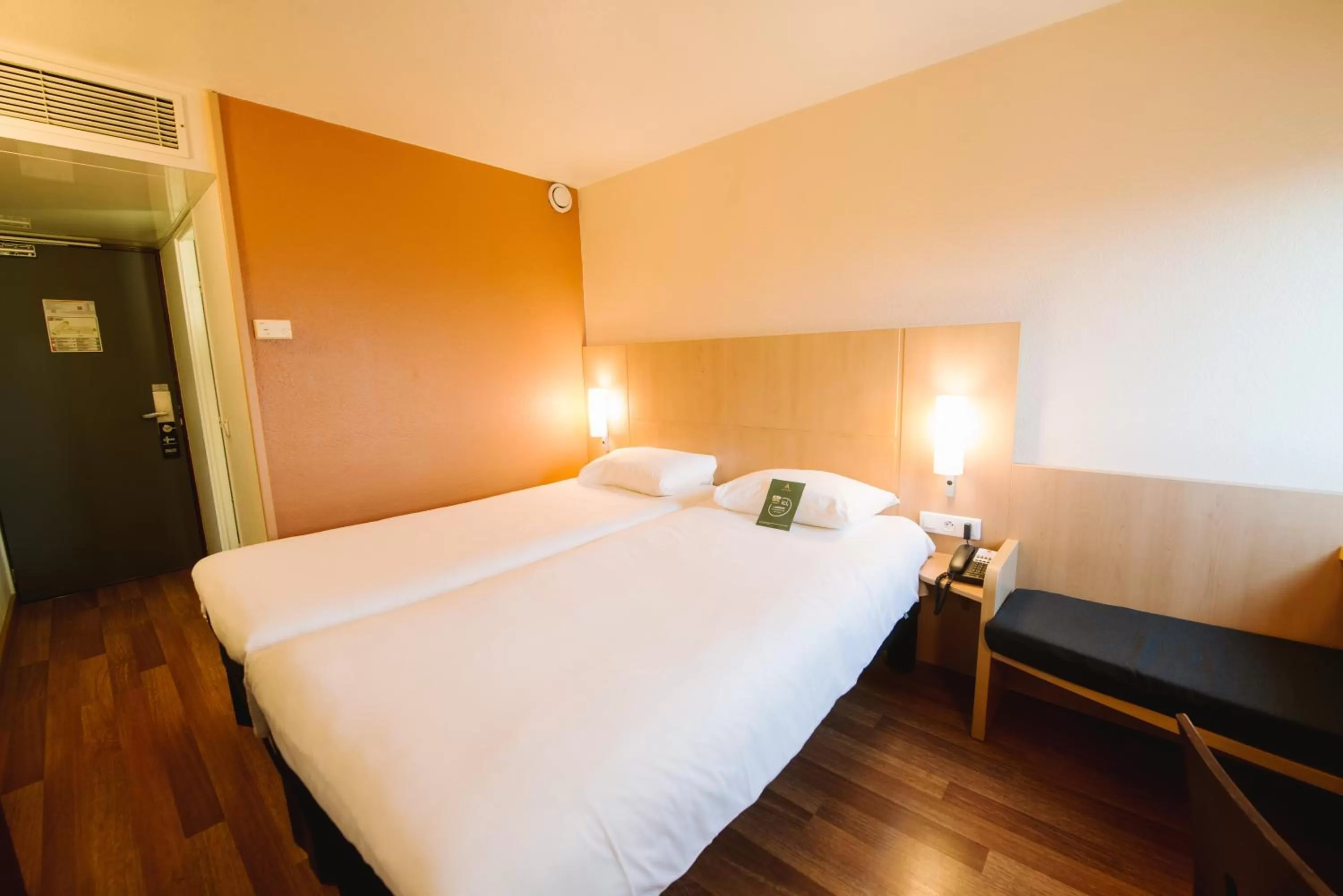 Bed in ibis Avignon Centre Gare