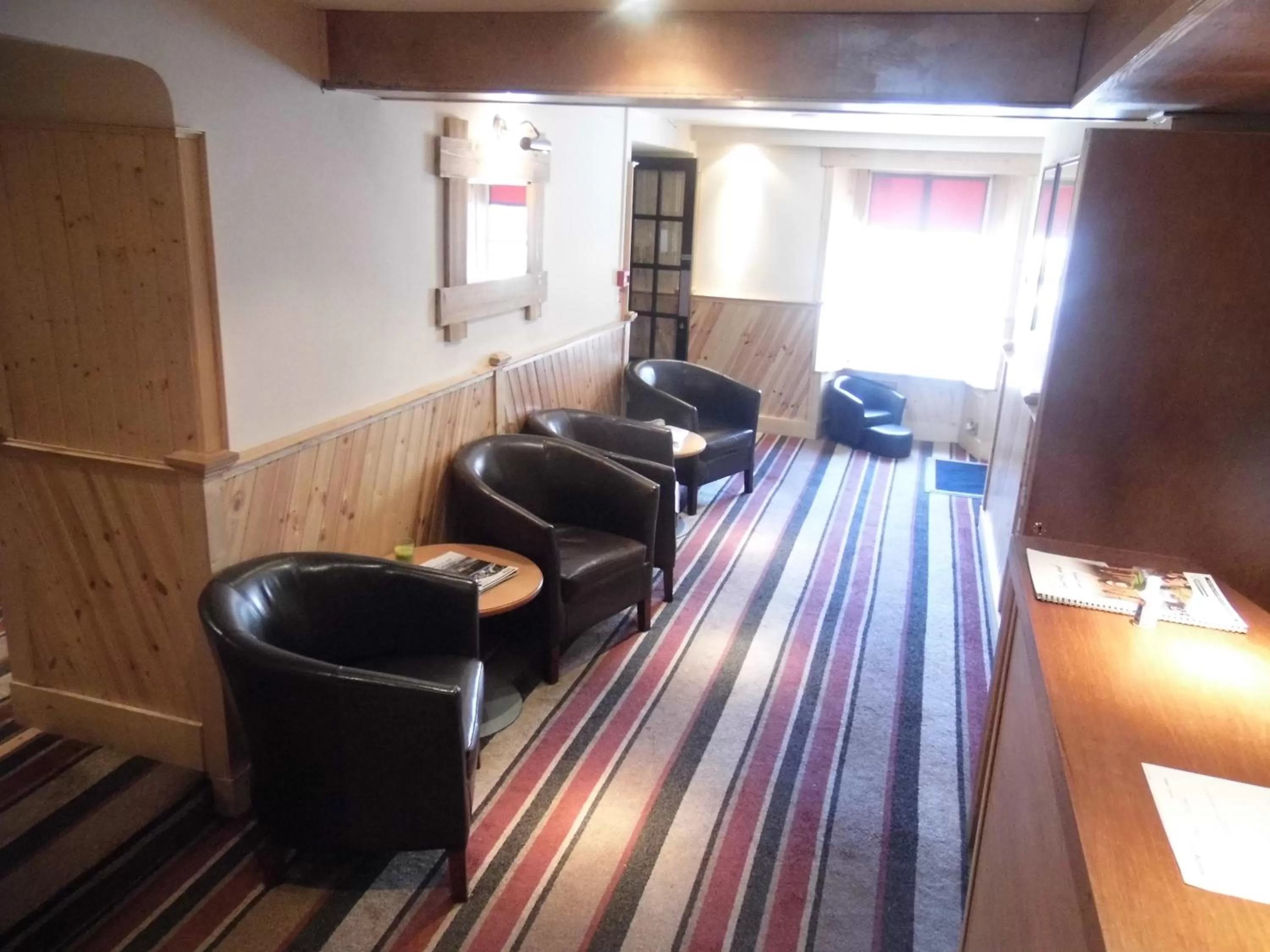 Lobby or reception in Nithsdale Hotel