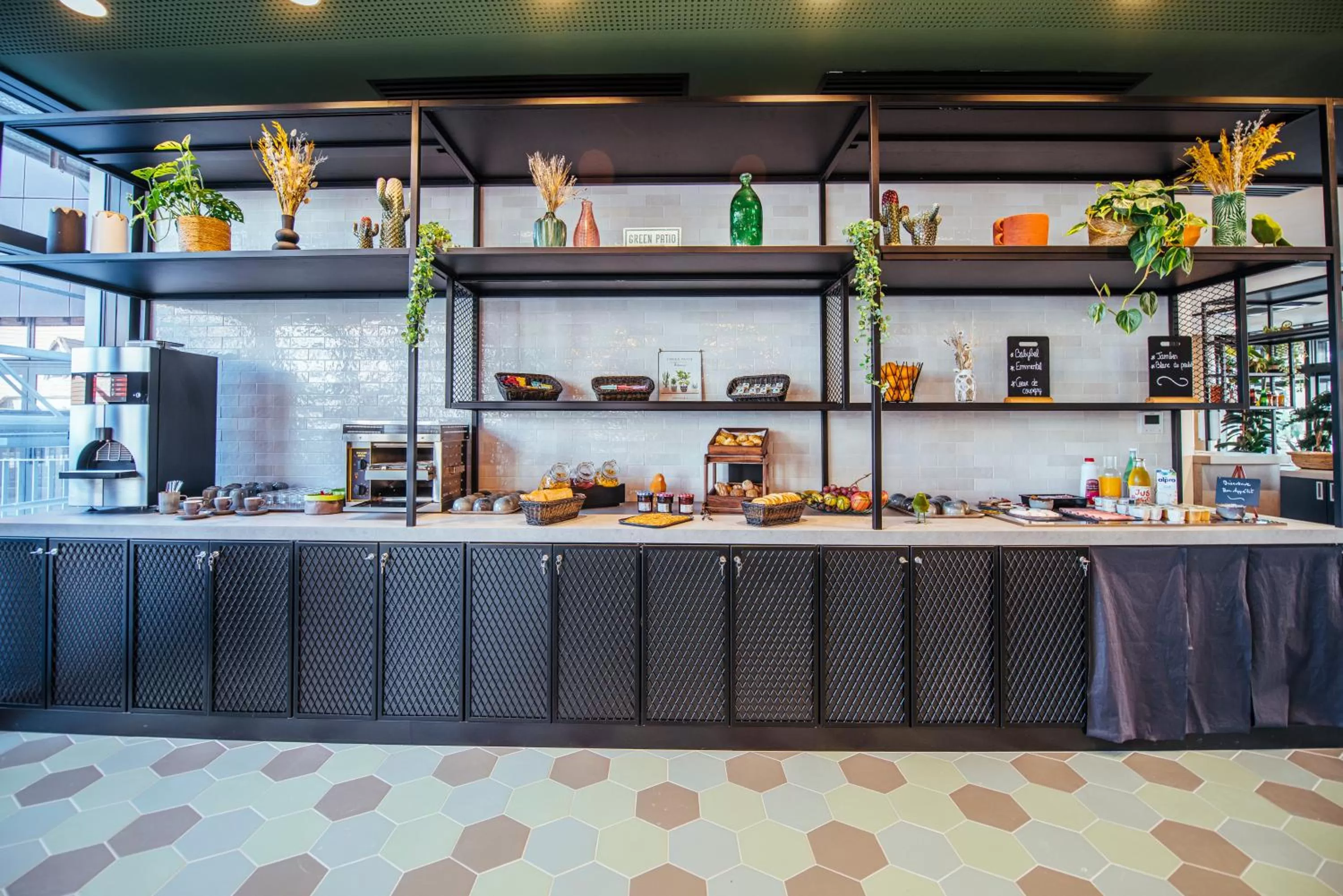 Breakfast in ibis budget Rouen Centre Rive Gauche