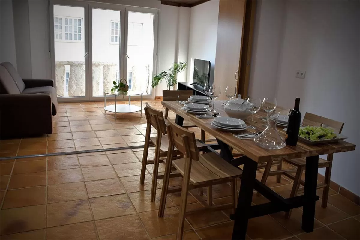 Kitchen or kitchenette in Pincheiro Apartamentos Turísticos