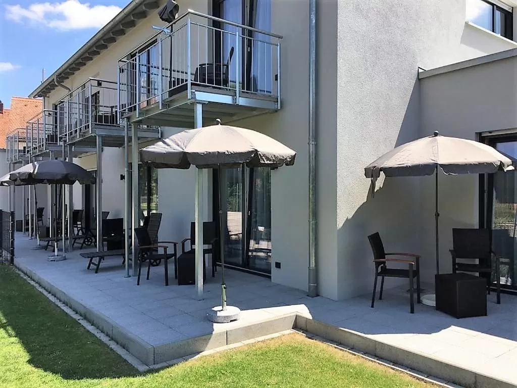 Garden view in Hotel-Gasthof Neue Post