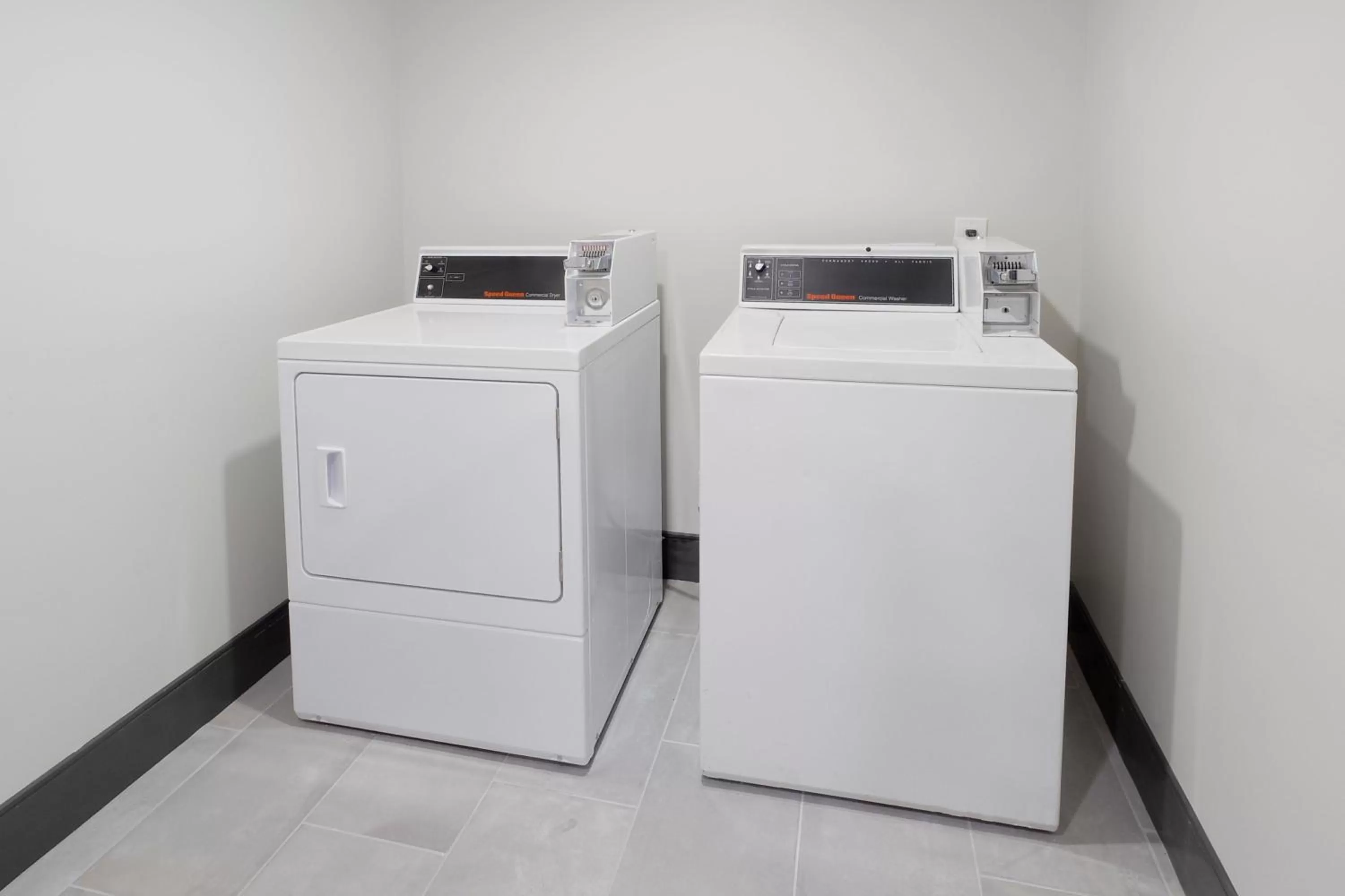 laundry in Holiday Inn Express & Suites Phoenix - Tempe by IHG
