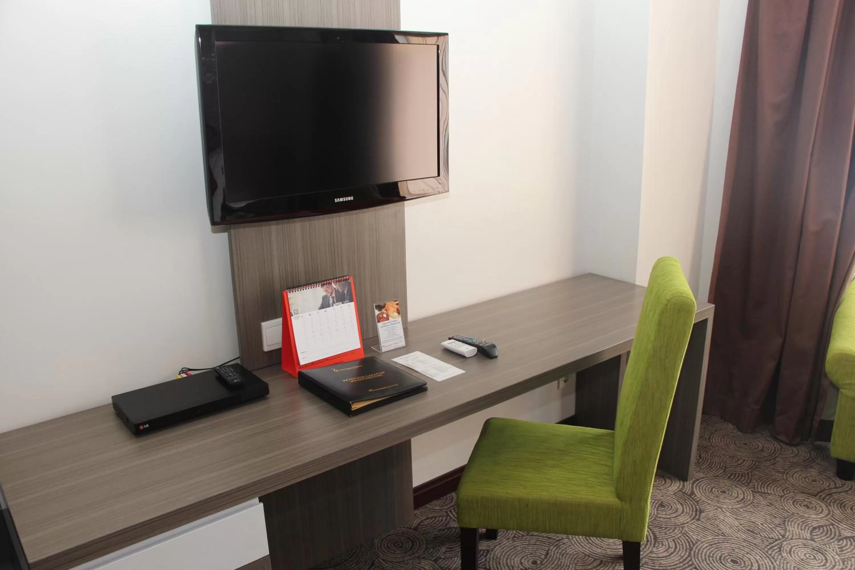 Seating area in Swiss-Belhotel Borneo Samarinda