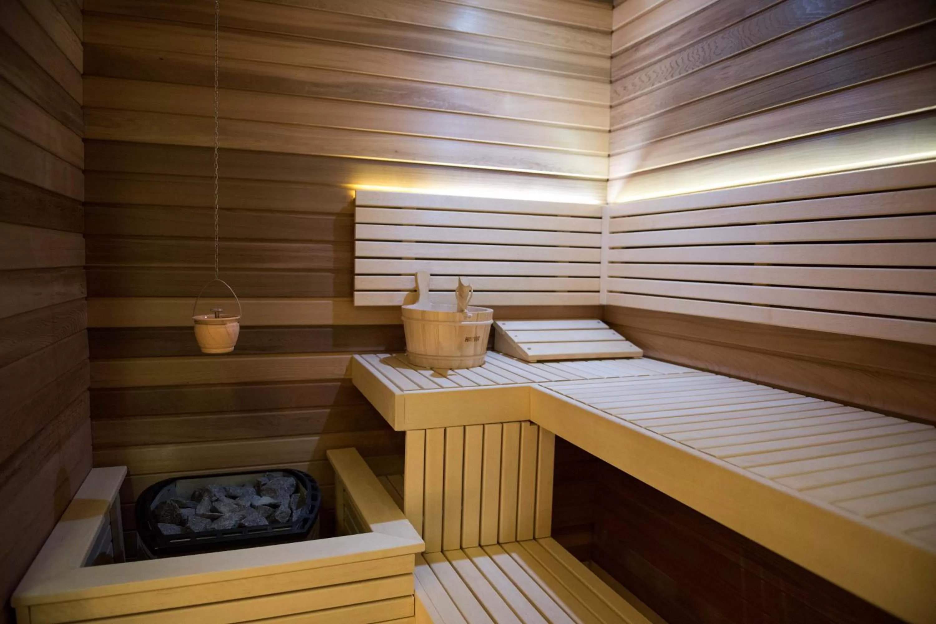 Spa and wellness centre/facilities, Bed in Atera Business Suites