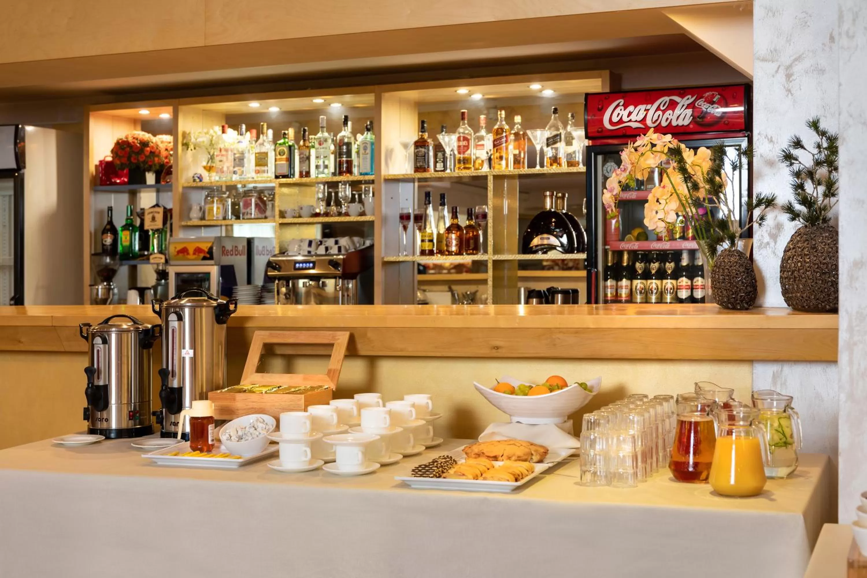 Restaurant/places to eat in U11 Hotel & SPA