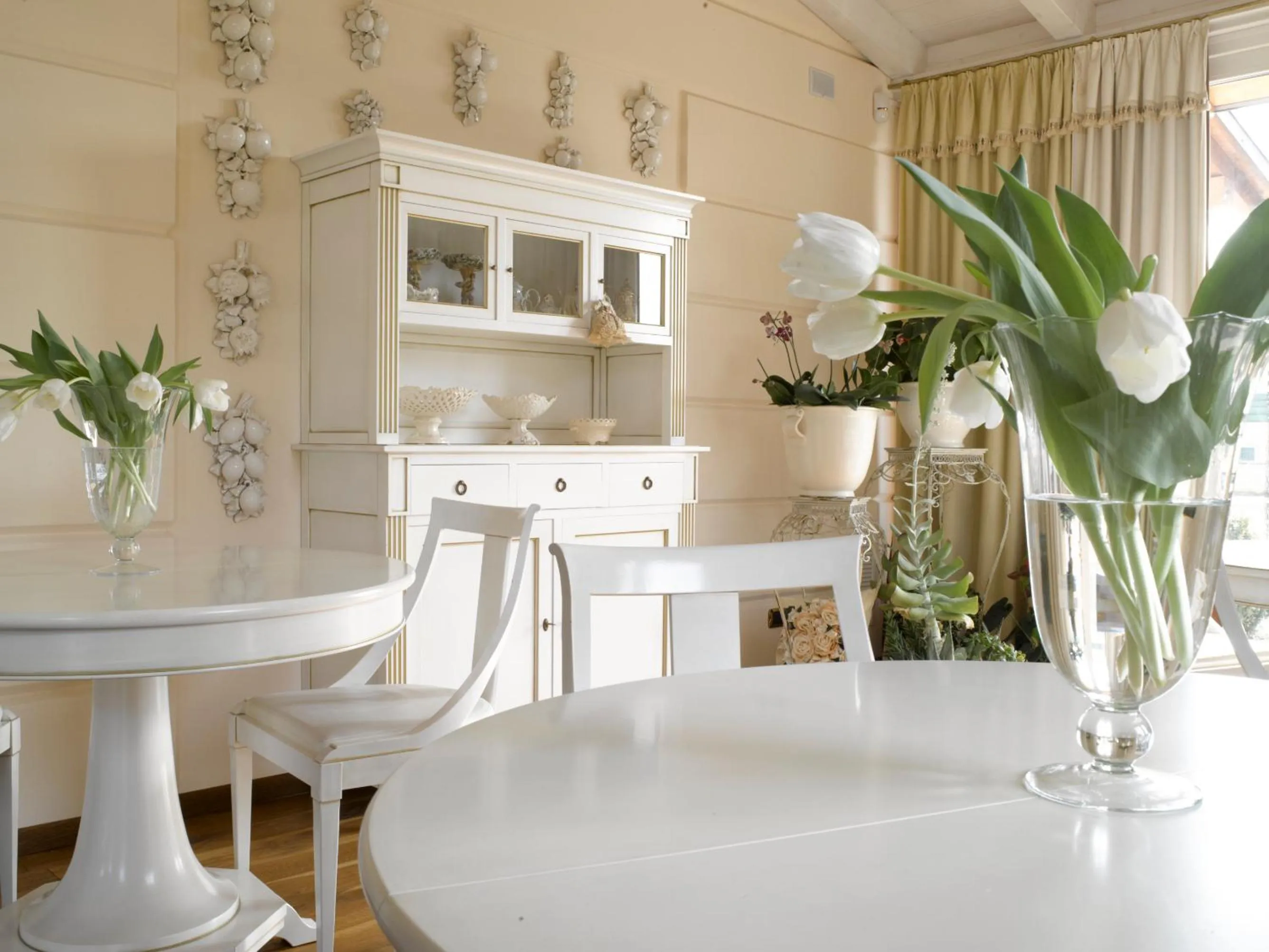 Restaurant/places to eat in Le Muse Hotel