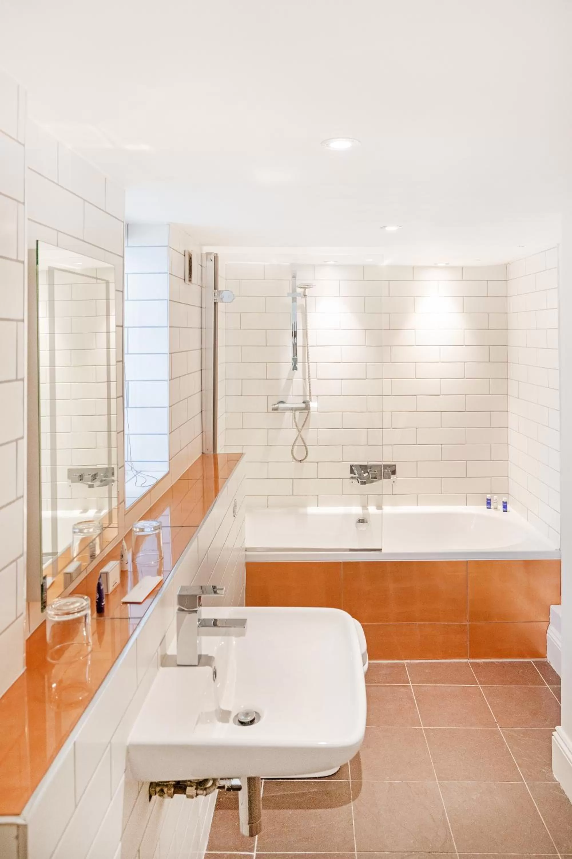 Bathroom in Berkeley Suites