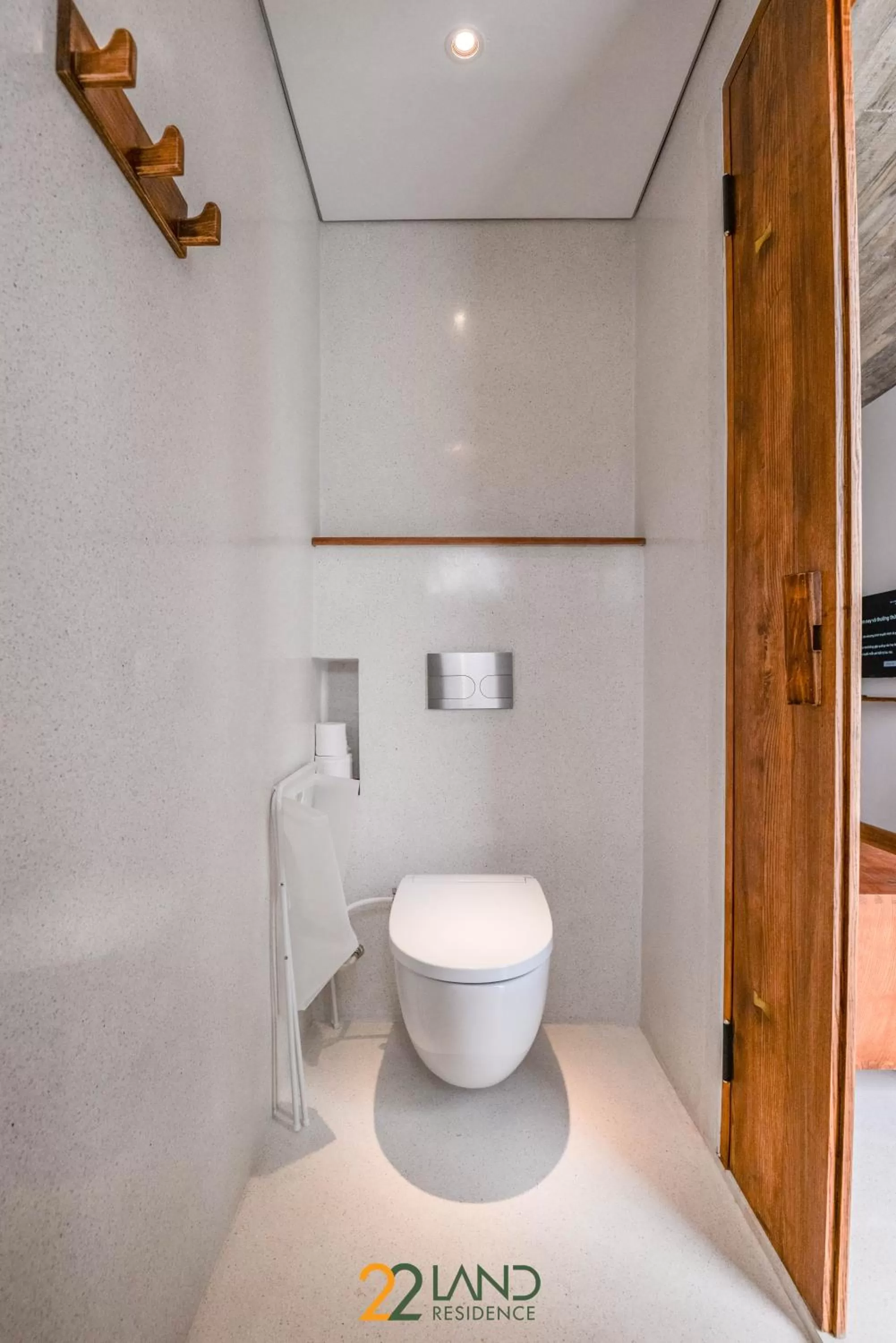 Toilet in 22Land Hotel & Residence