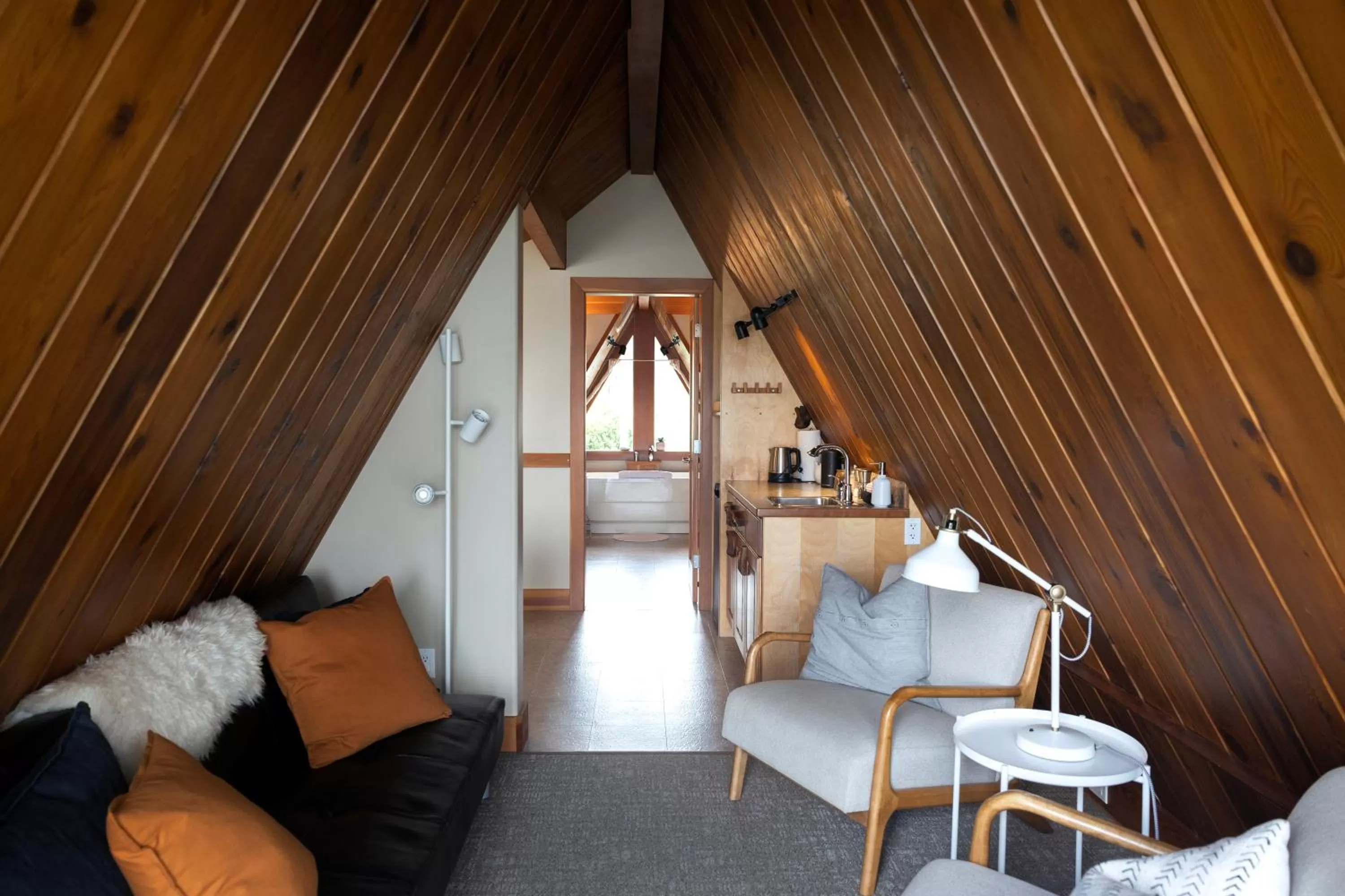 The Shoreline Tofino