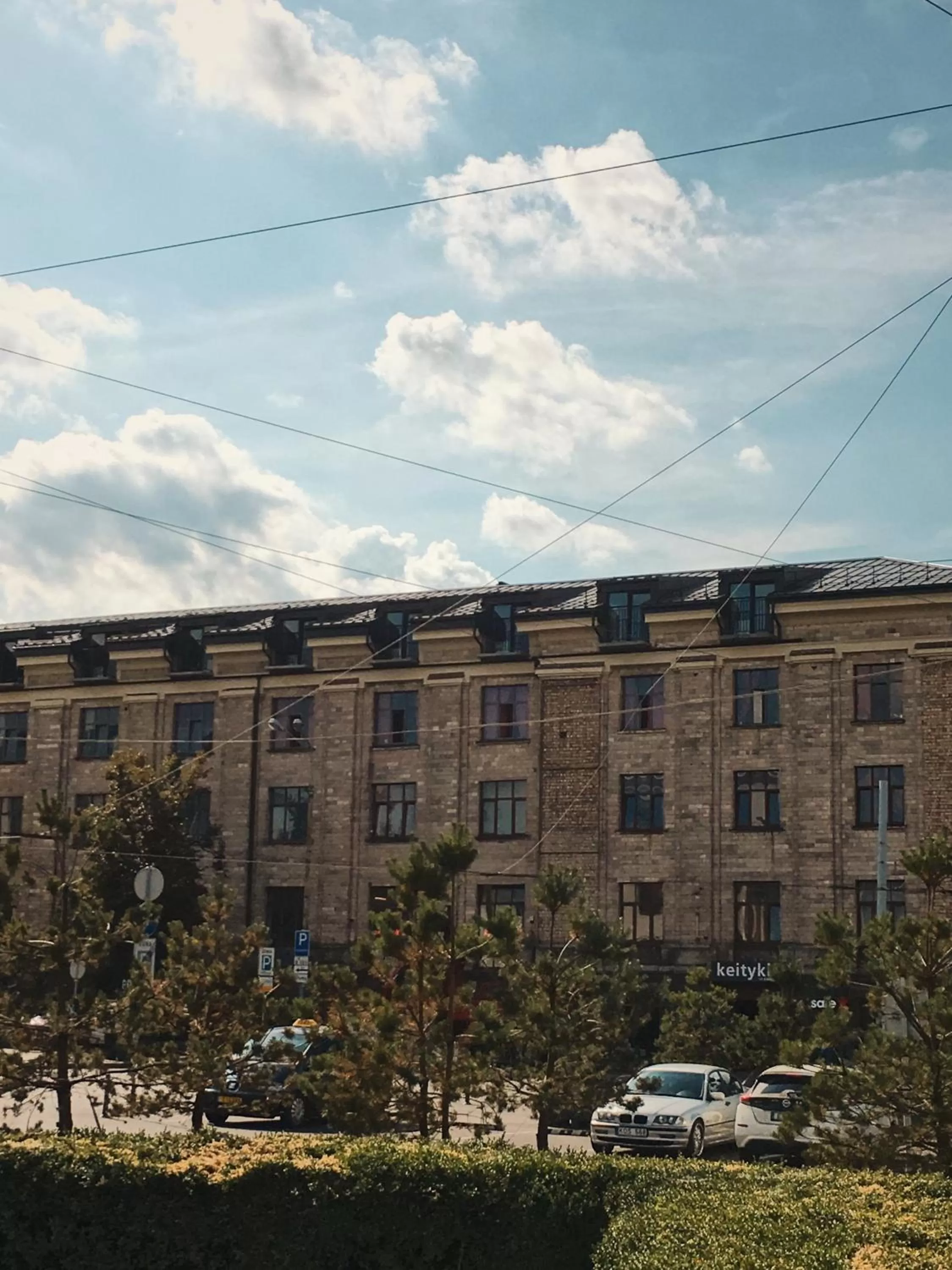 Property Building in SELF CHECK-IN Hotel Railway Apartments