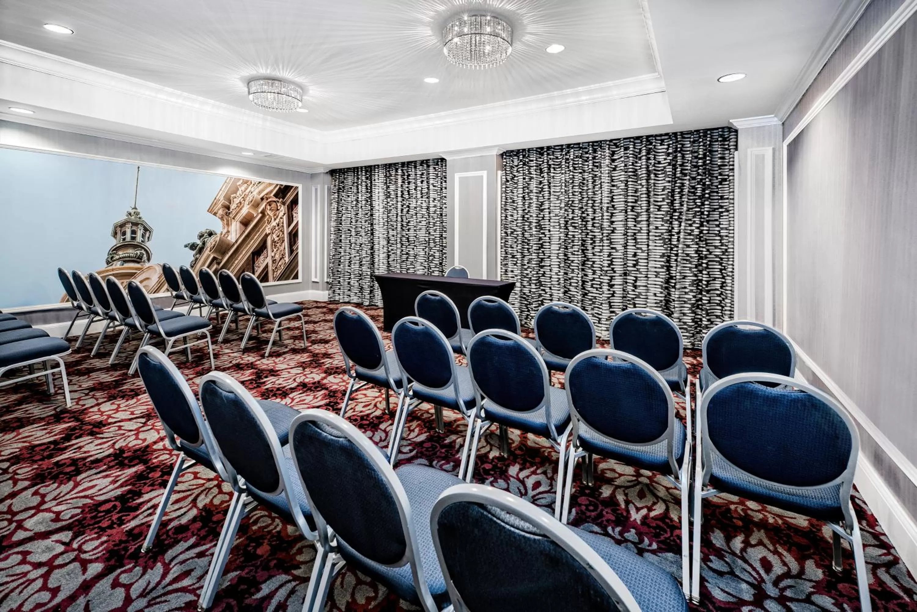 Meeting/conference room in Hotel Indigo Dallas Downtown by IHG