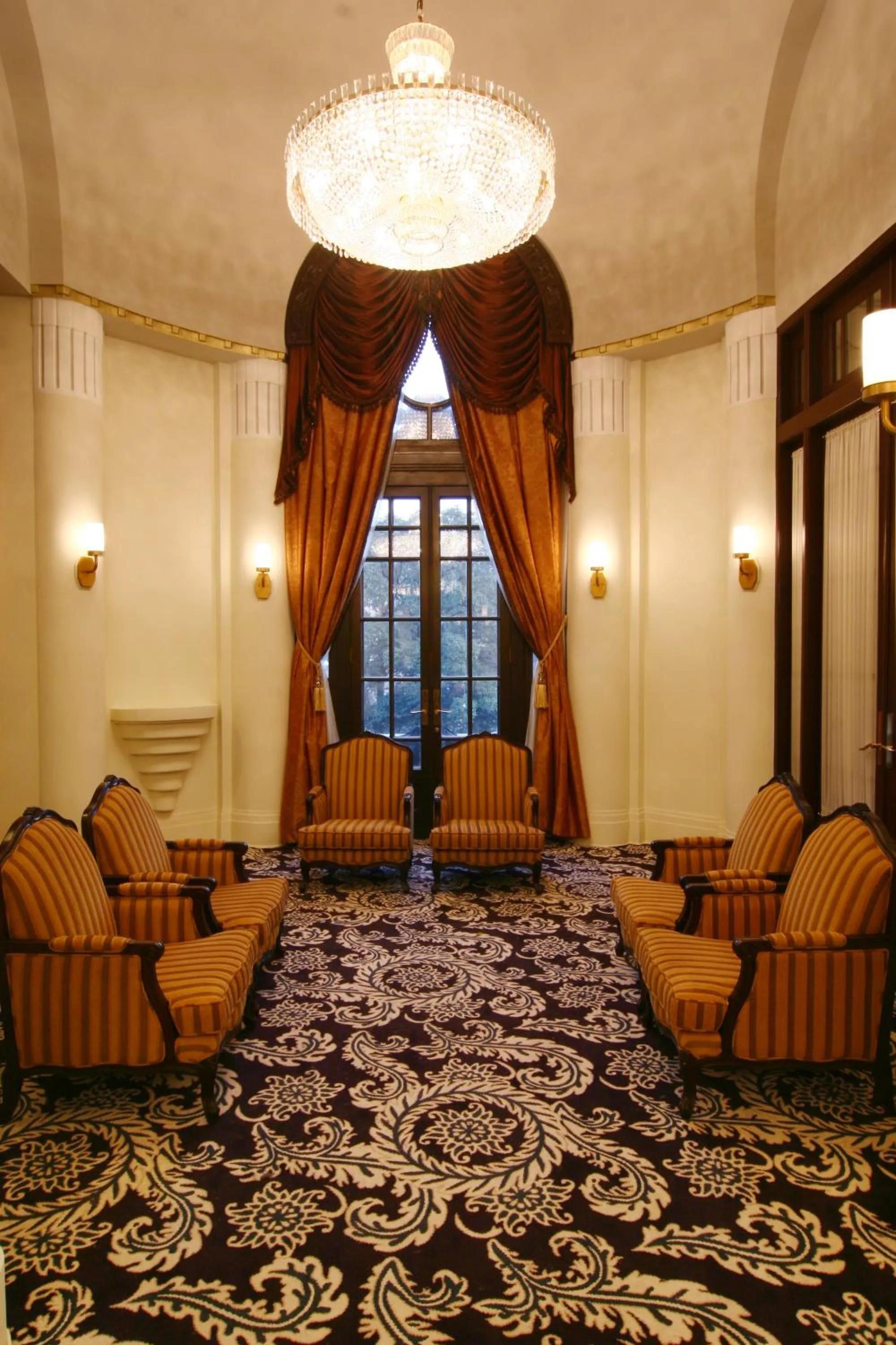 Lounge or bar in Okura Garden Hotel Shanghai