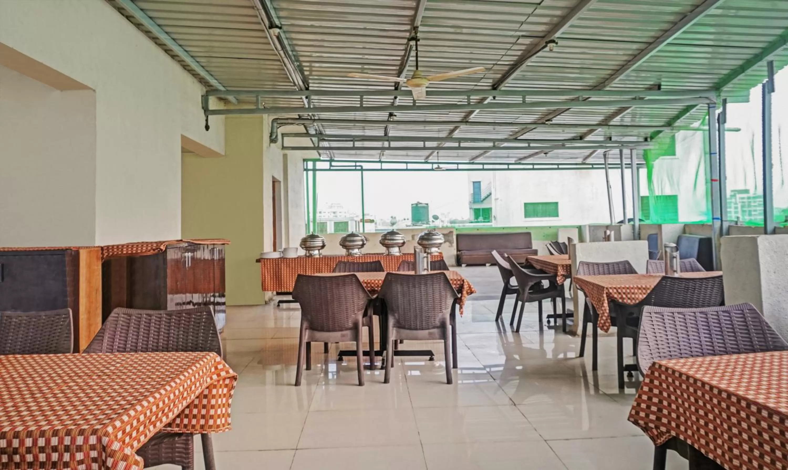 Restaurant/Places to Eat in Treebo Trend Chetan Executive Hadapsar Phursungi