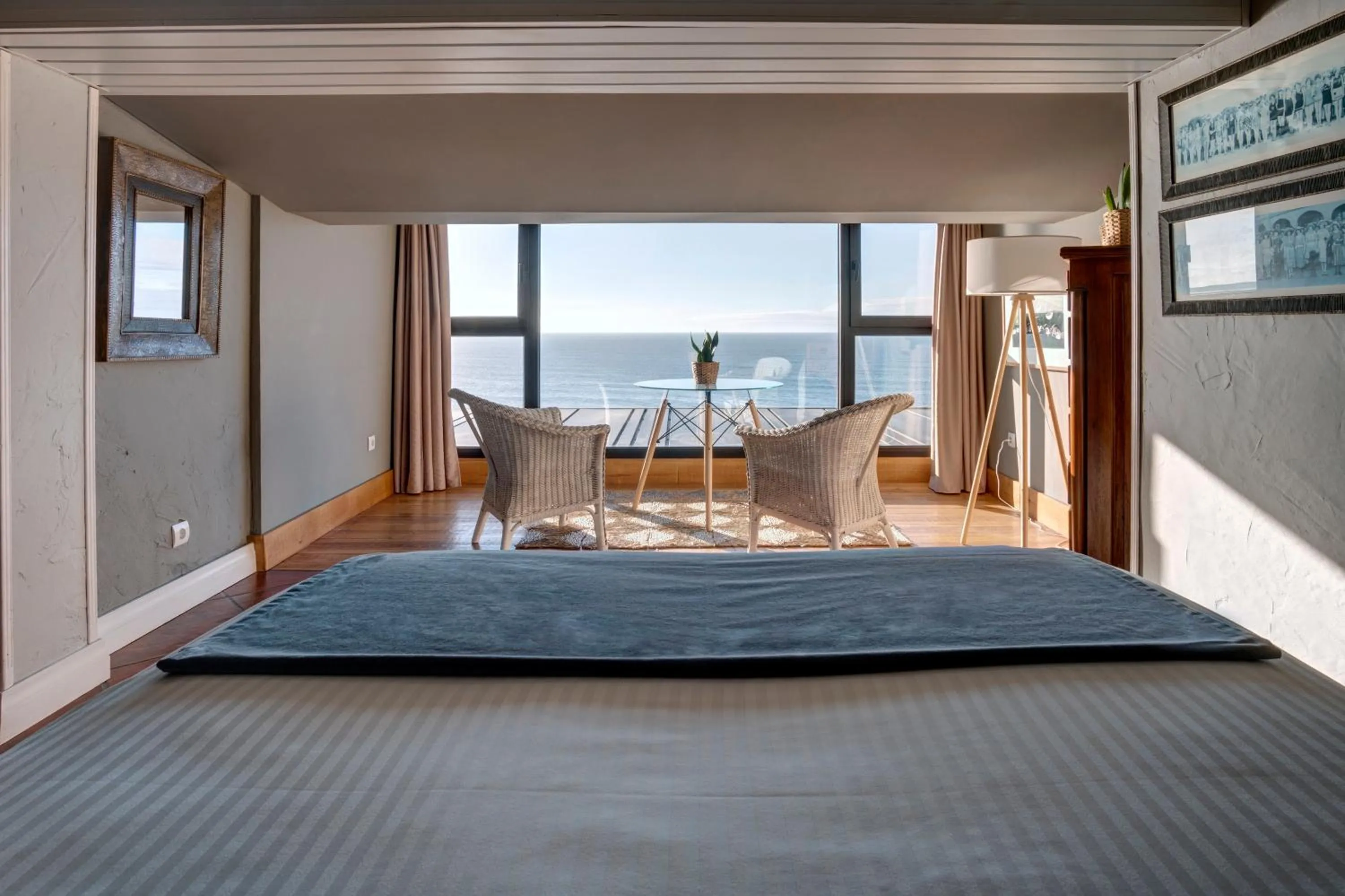 View (from property/room), Bed in Hotel El Castillo de Los Locos