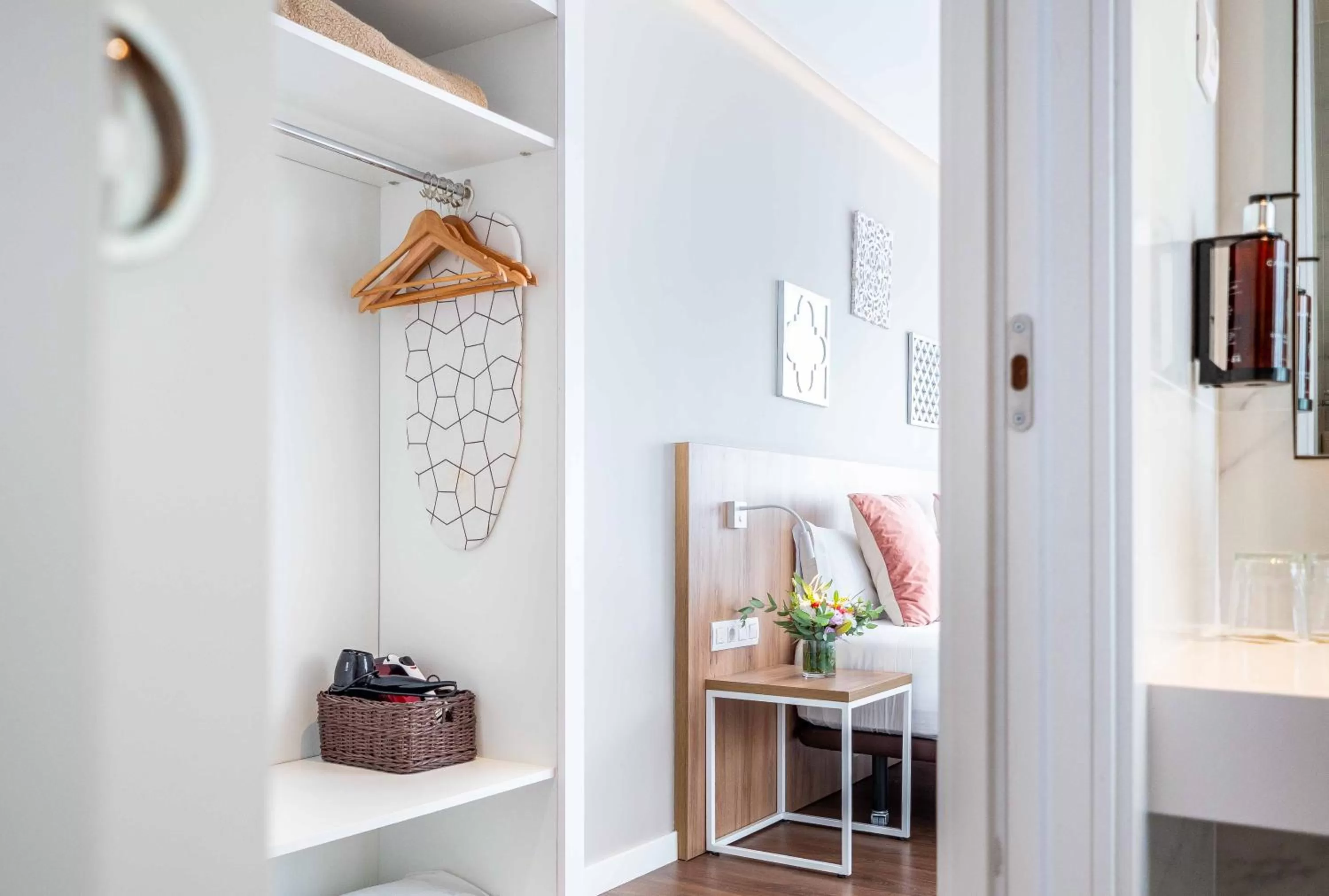 wardrobe in Vilana Hotel Boutique