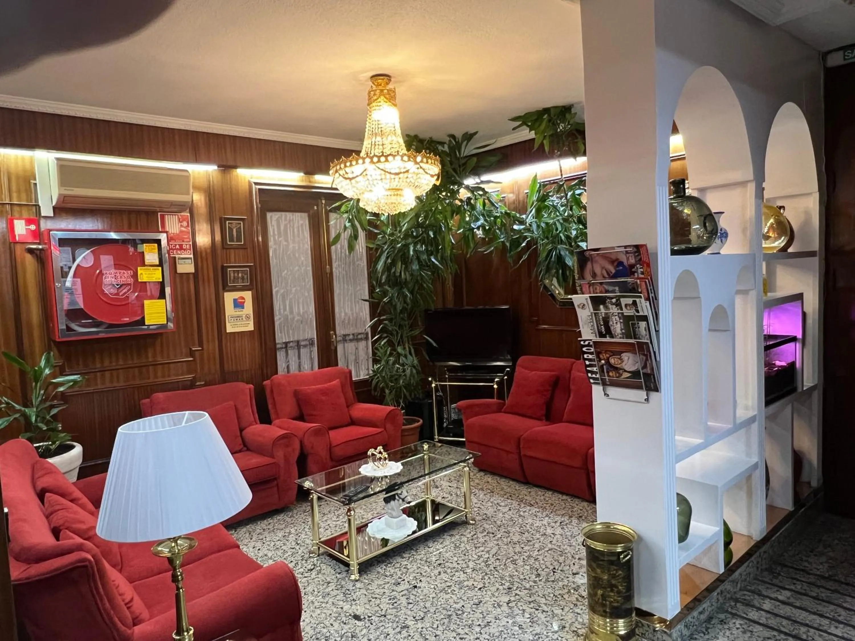 Area and facilities in Hostal Sonsoles Madrid-Centro