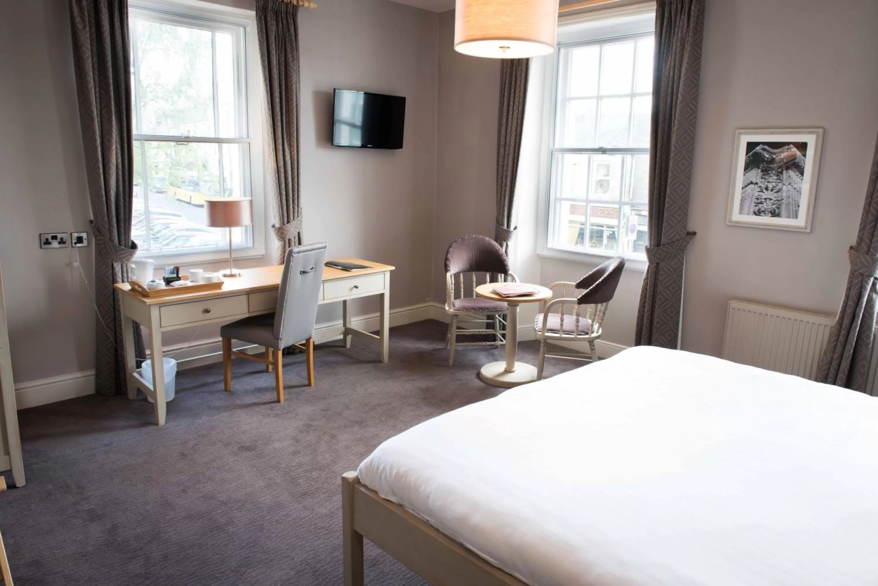 Bedroom, Bed in The County Hotel