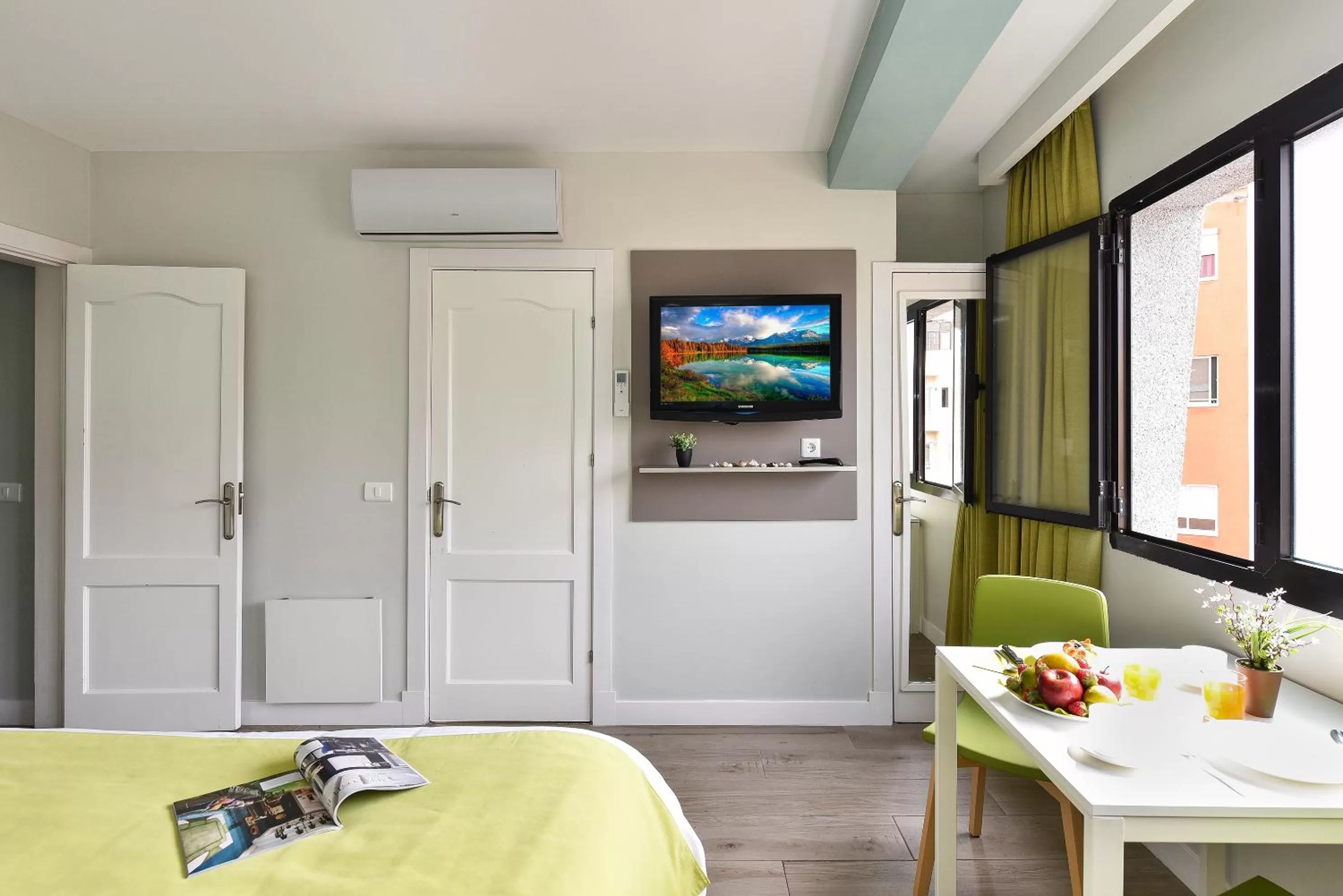 Photo of the whole room, Bed in Hotel Apartamento Bajamar