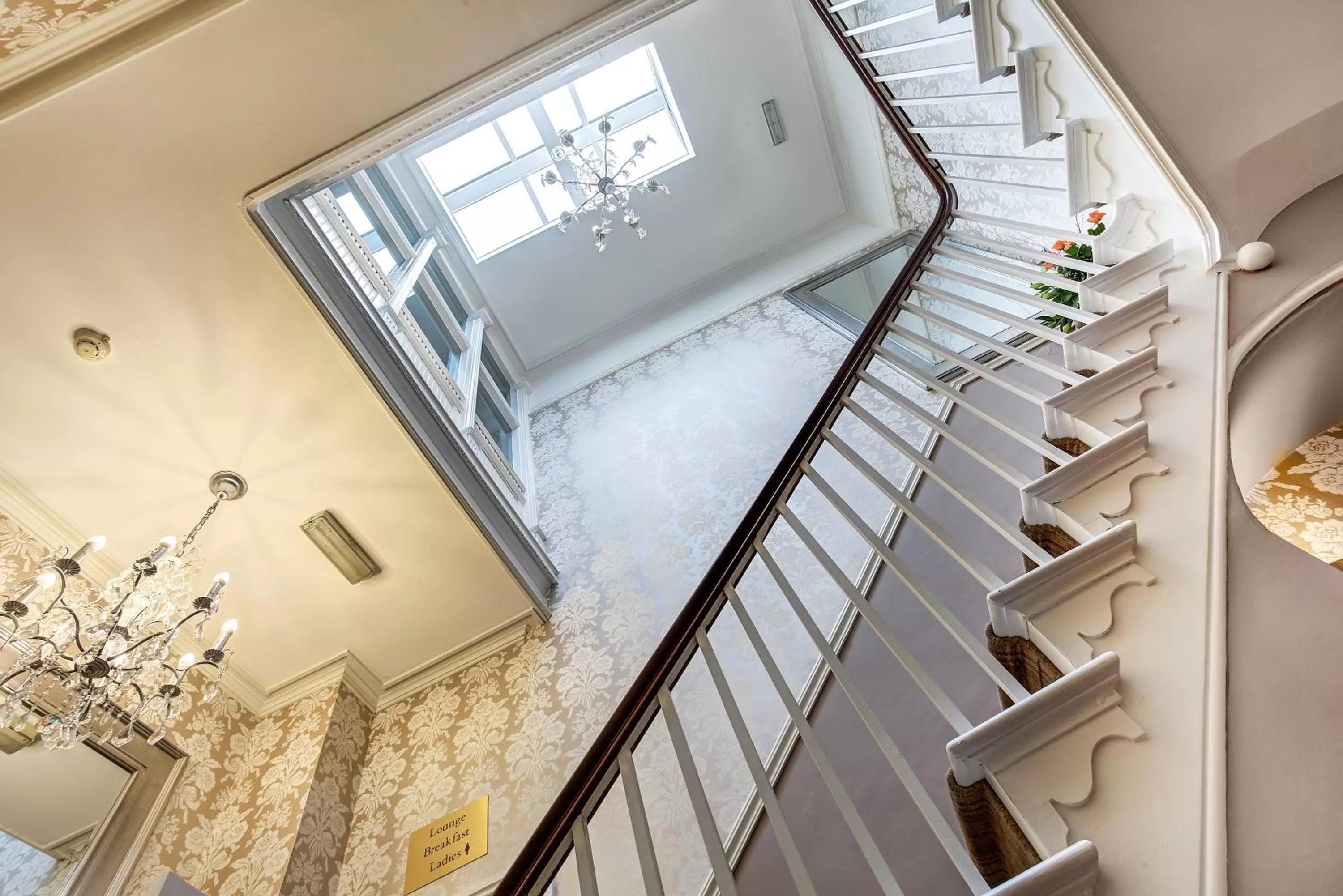 Alexandra Court Hotel