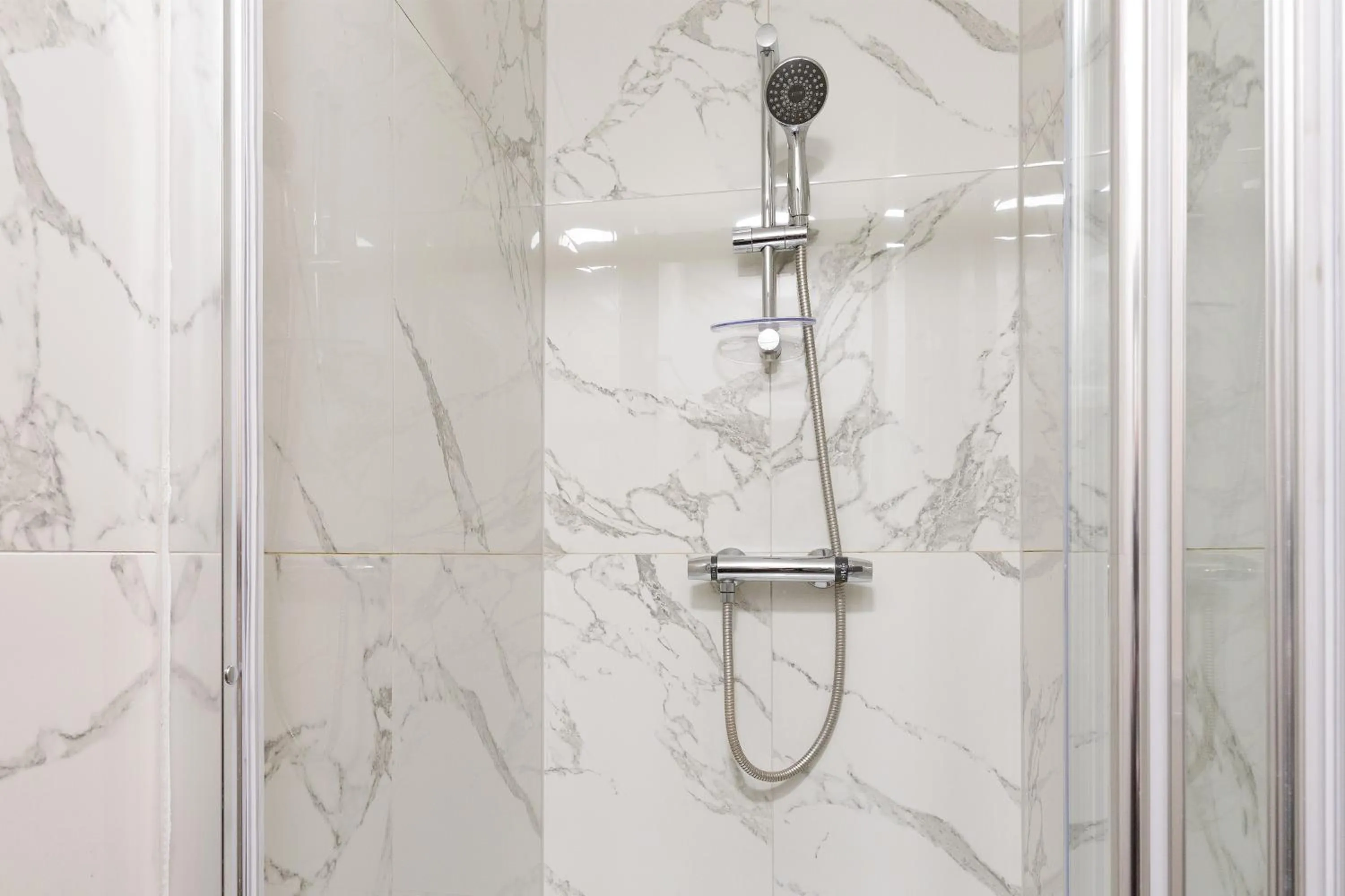 Bathroom in Centra Wharf