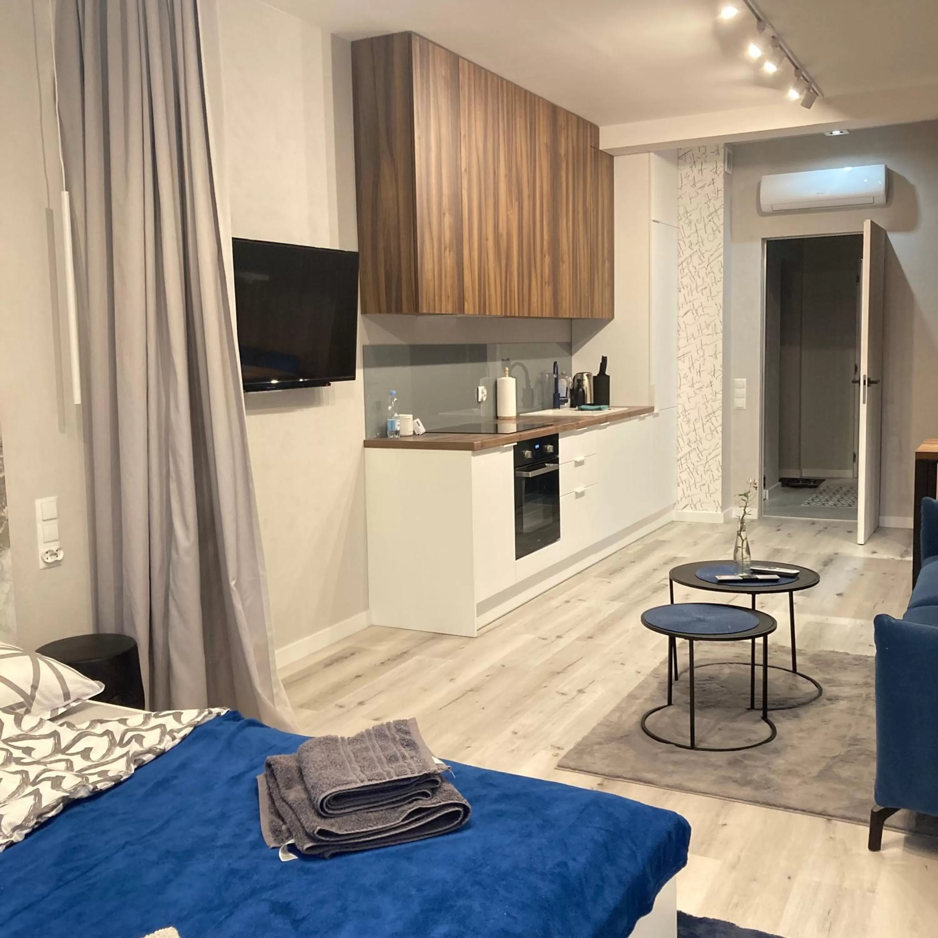 TV and multimedia in Stylowe Apartamenty Plewiska