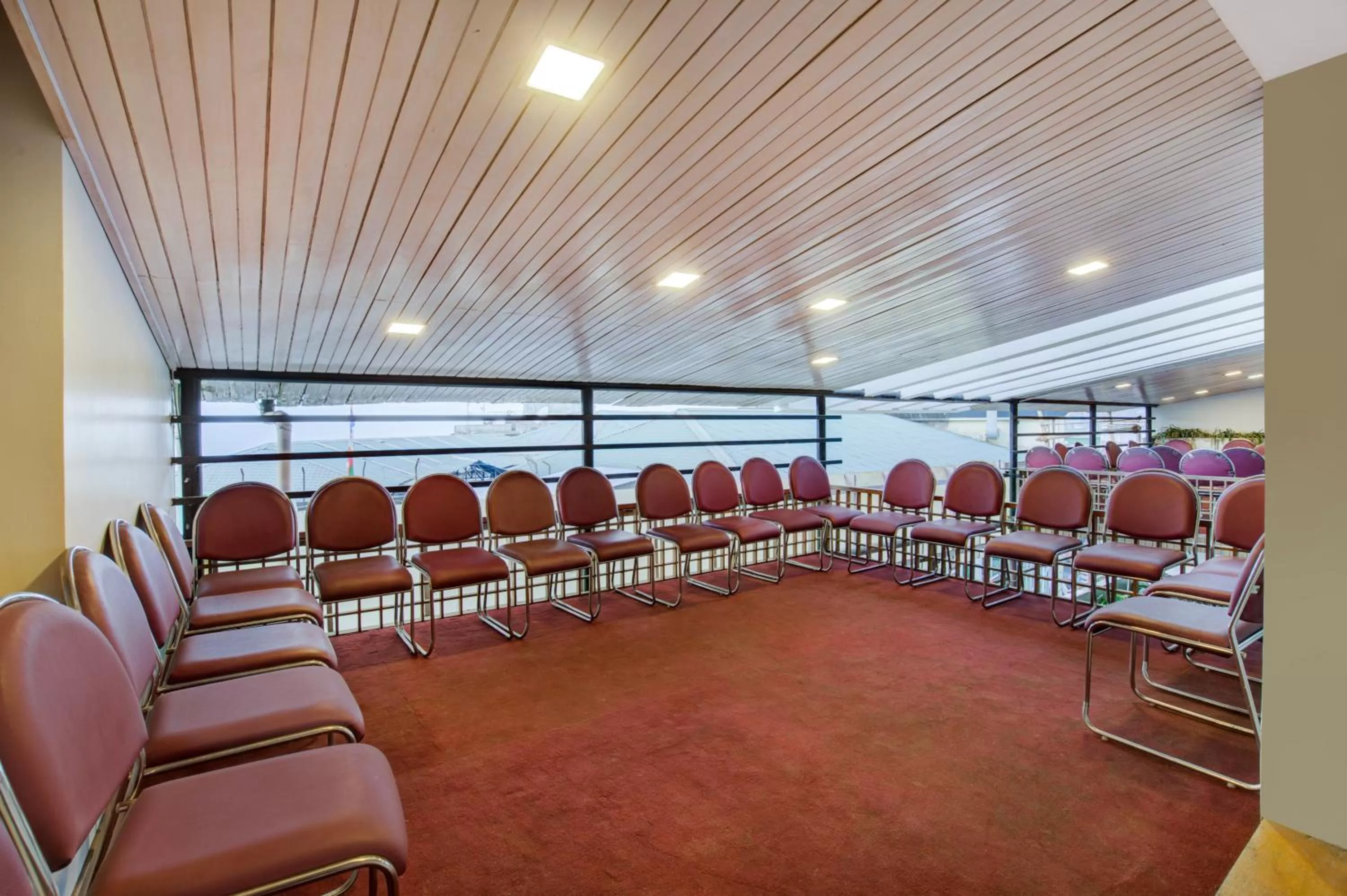 Business facilities in Mount Conifer Suites & Spa