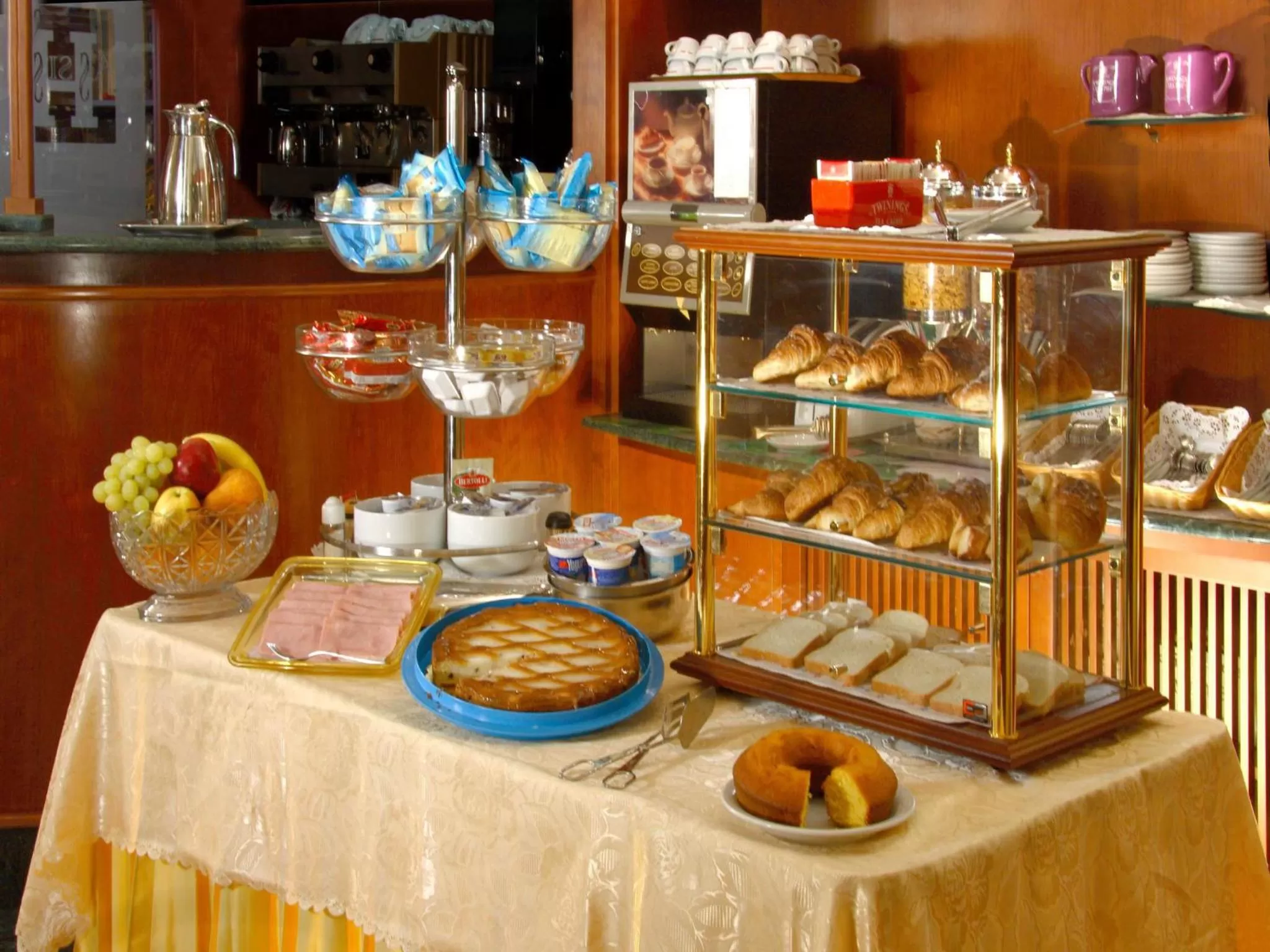 Food in Hotel Assisi