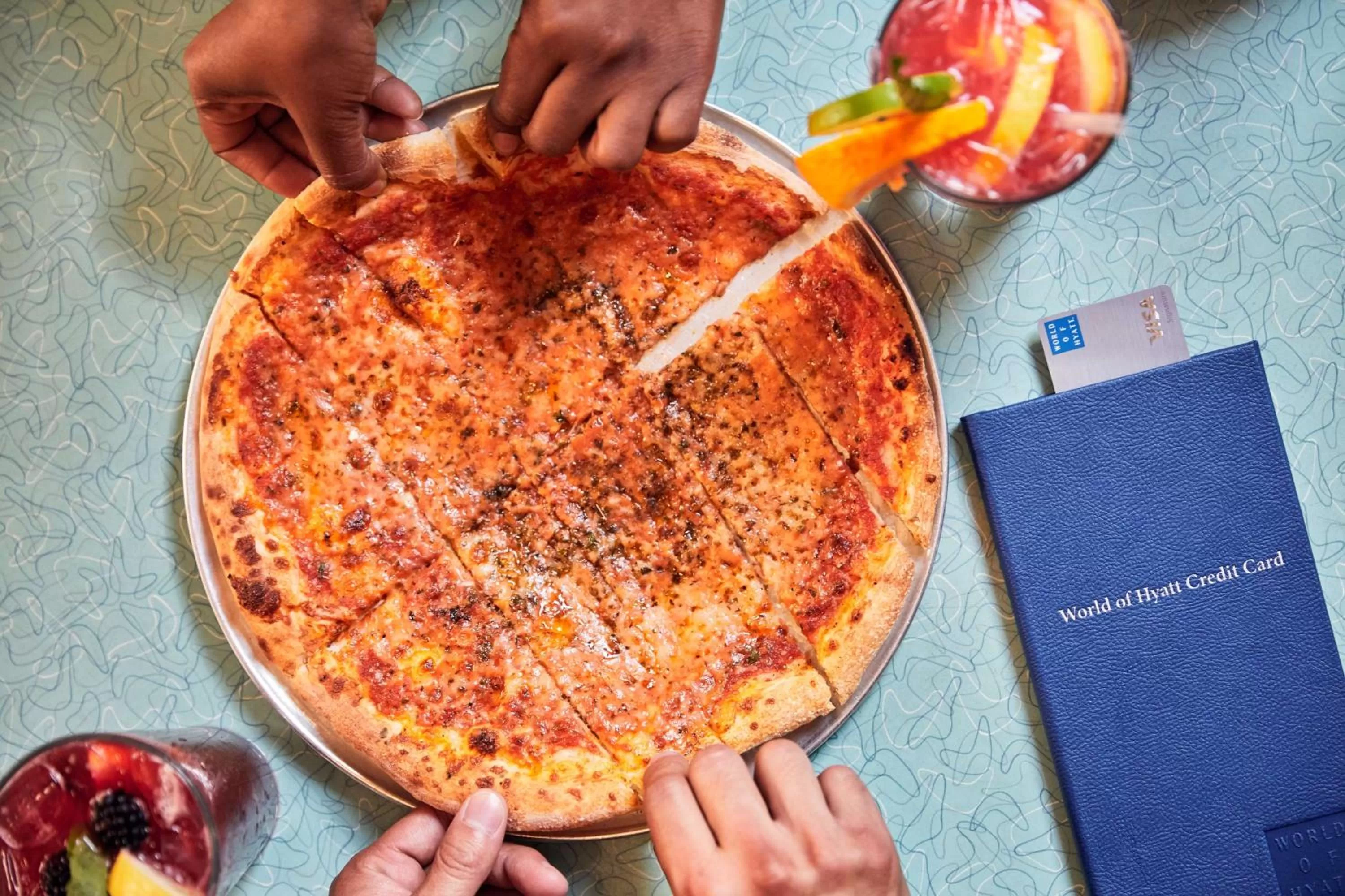 Restaurant/places to eat in Hyatt Place Boston/Seaport District