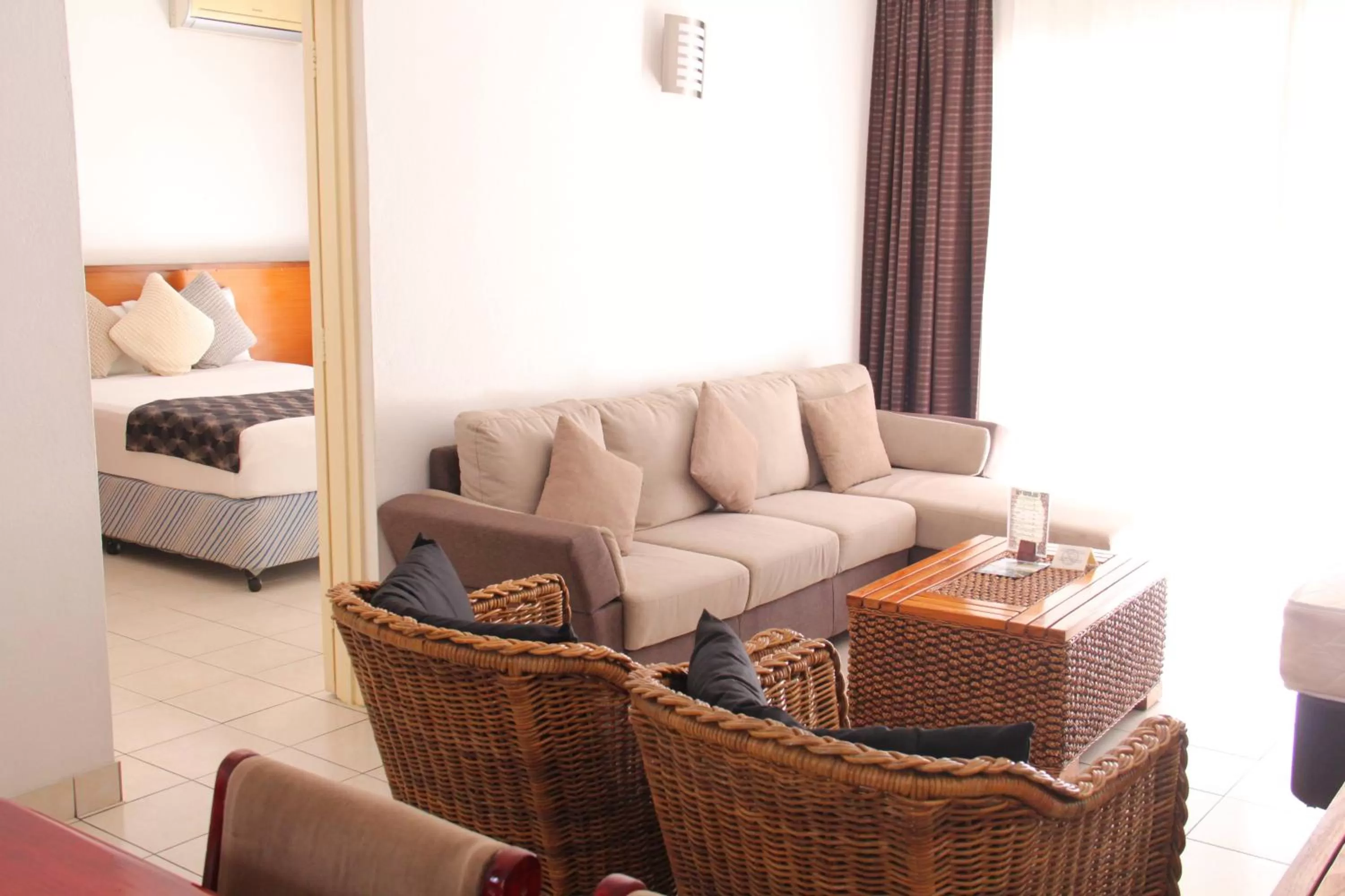 Bed in The Melanesian Port Vila