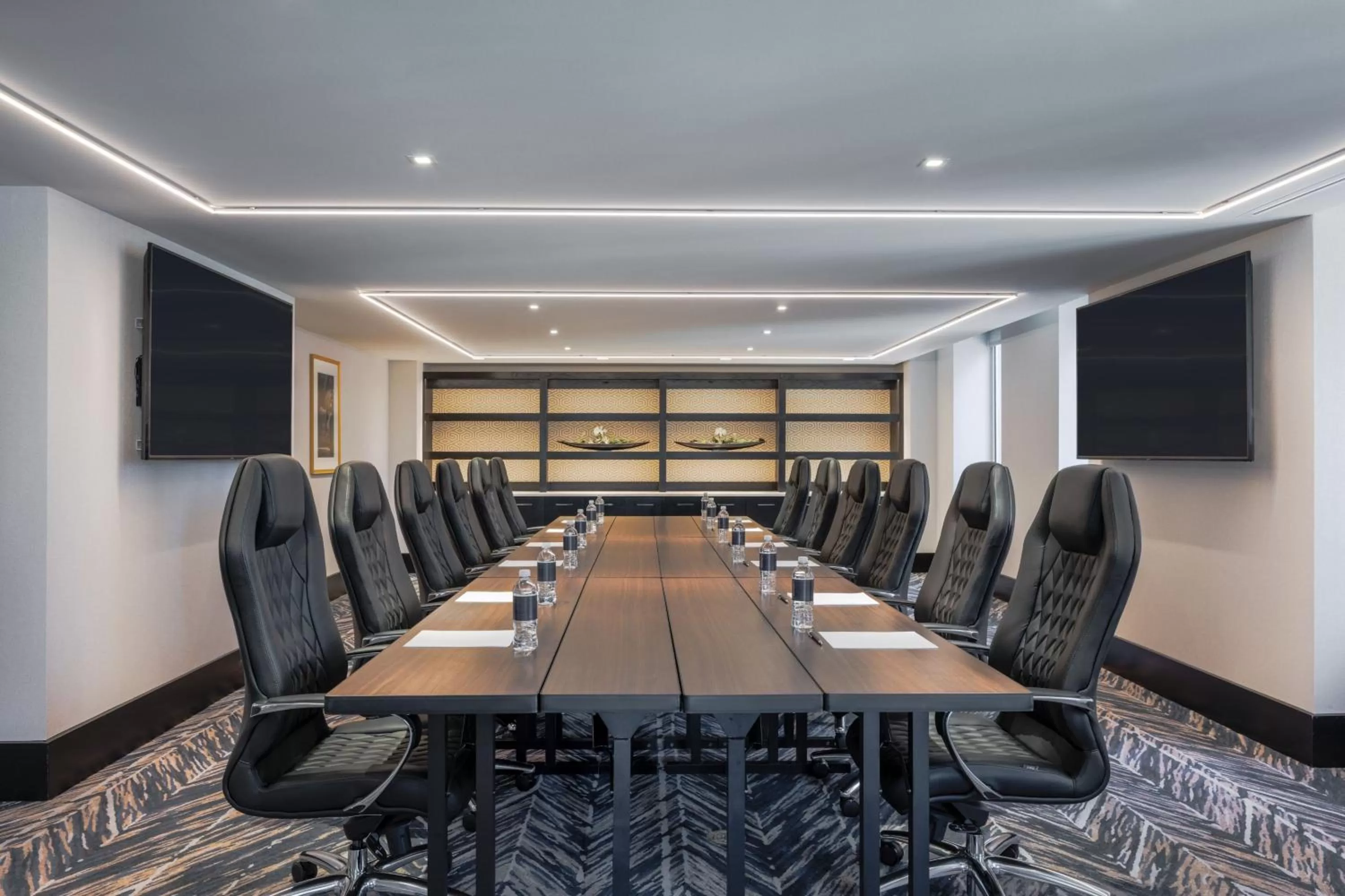 Meeting/conference room in The National, Autograph Collection