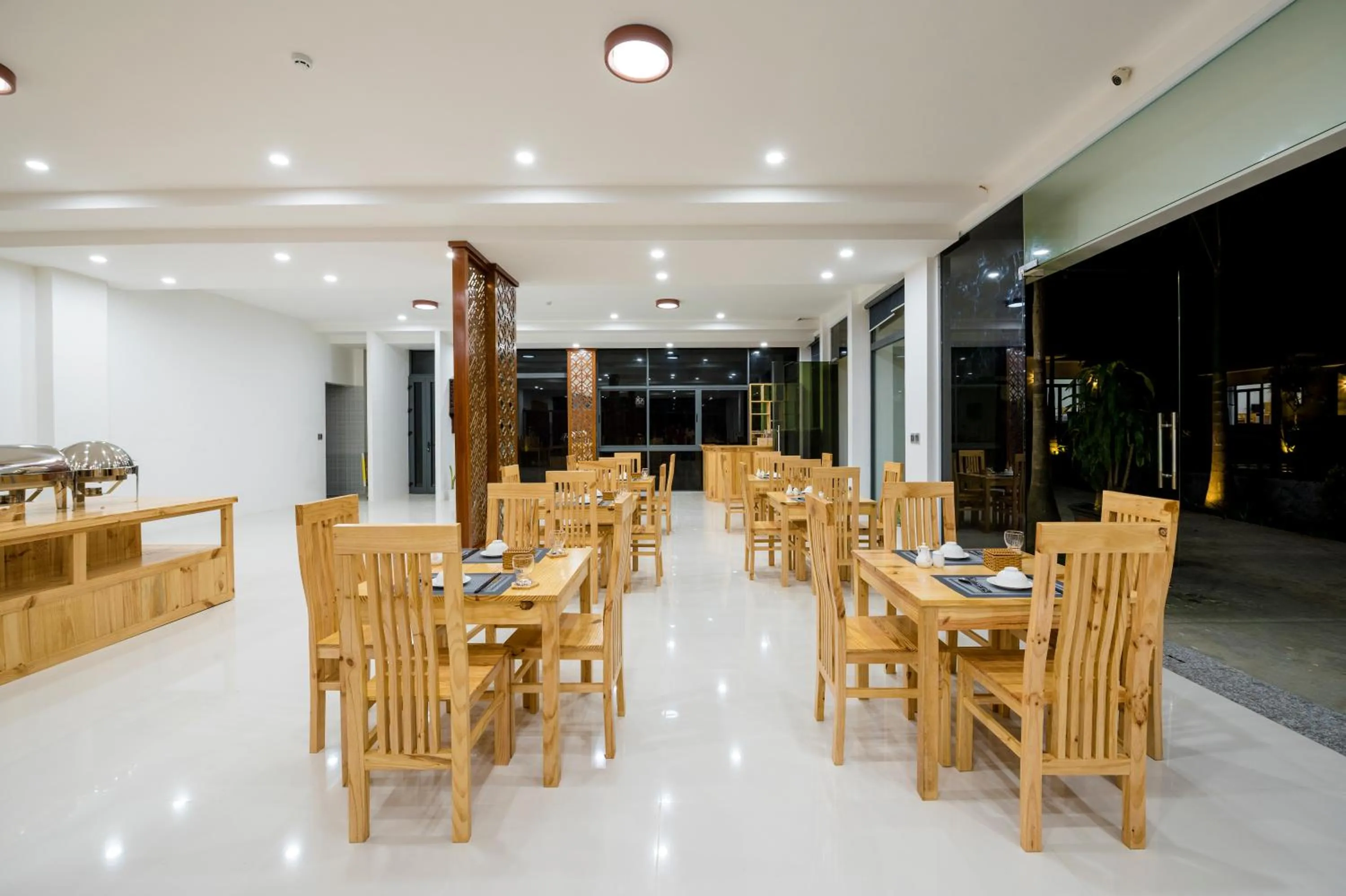 Restaurant/places to eat in Xuan Hien Resort - Sea Pearl Phu Quoc