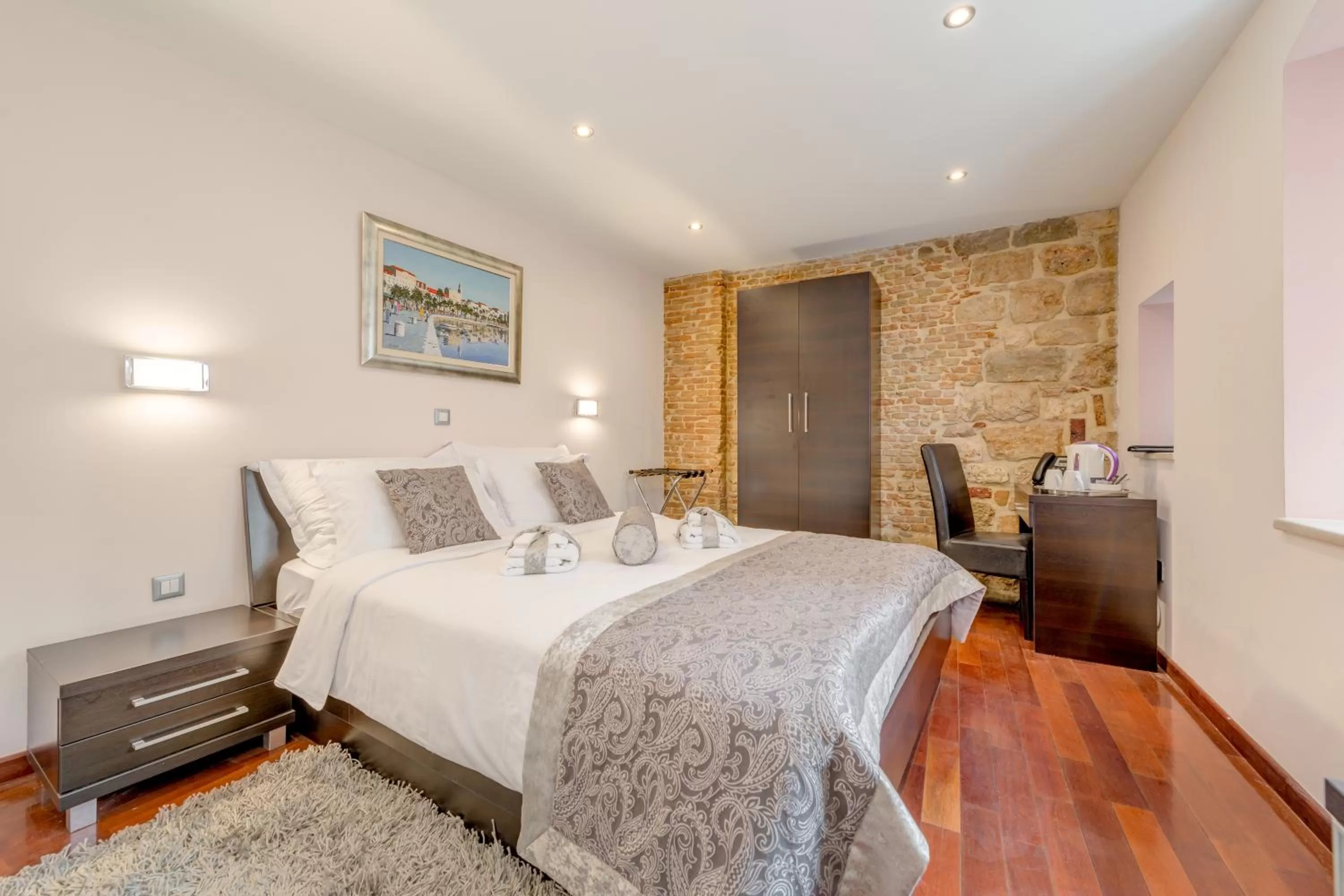 Bedroom, Bed in Palace Suites Heritage Hotel - Adults Only