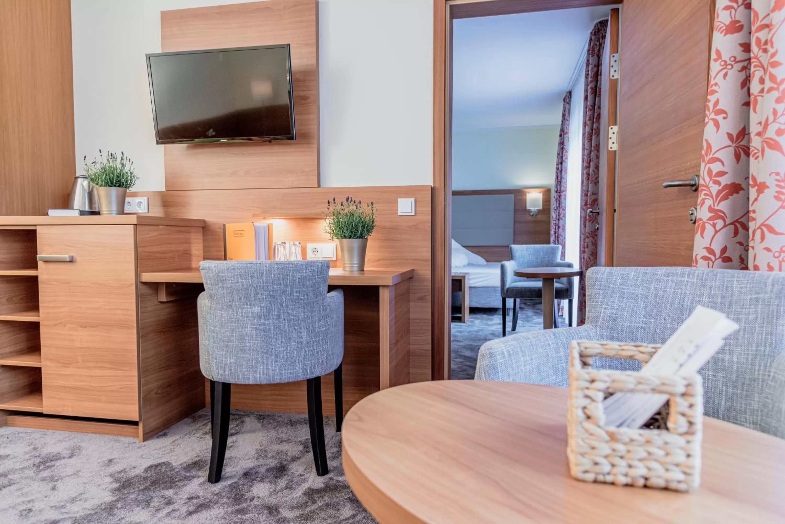 TV and multimedia in Wohlfühlhotel Goiserer Mühle