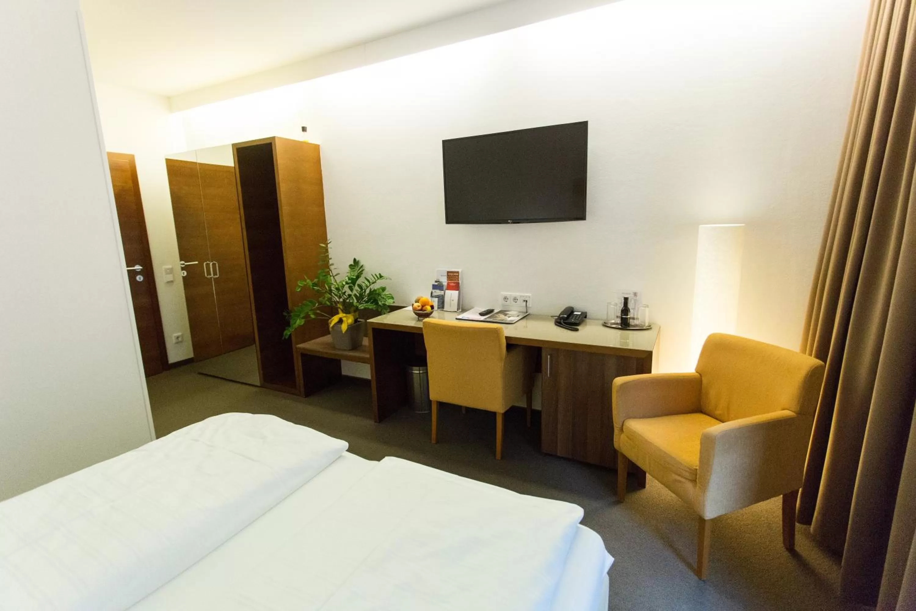 Bed in Hotel & Restaurant Christkindlwirt