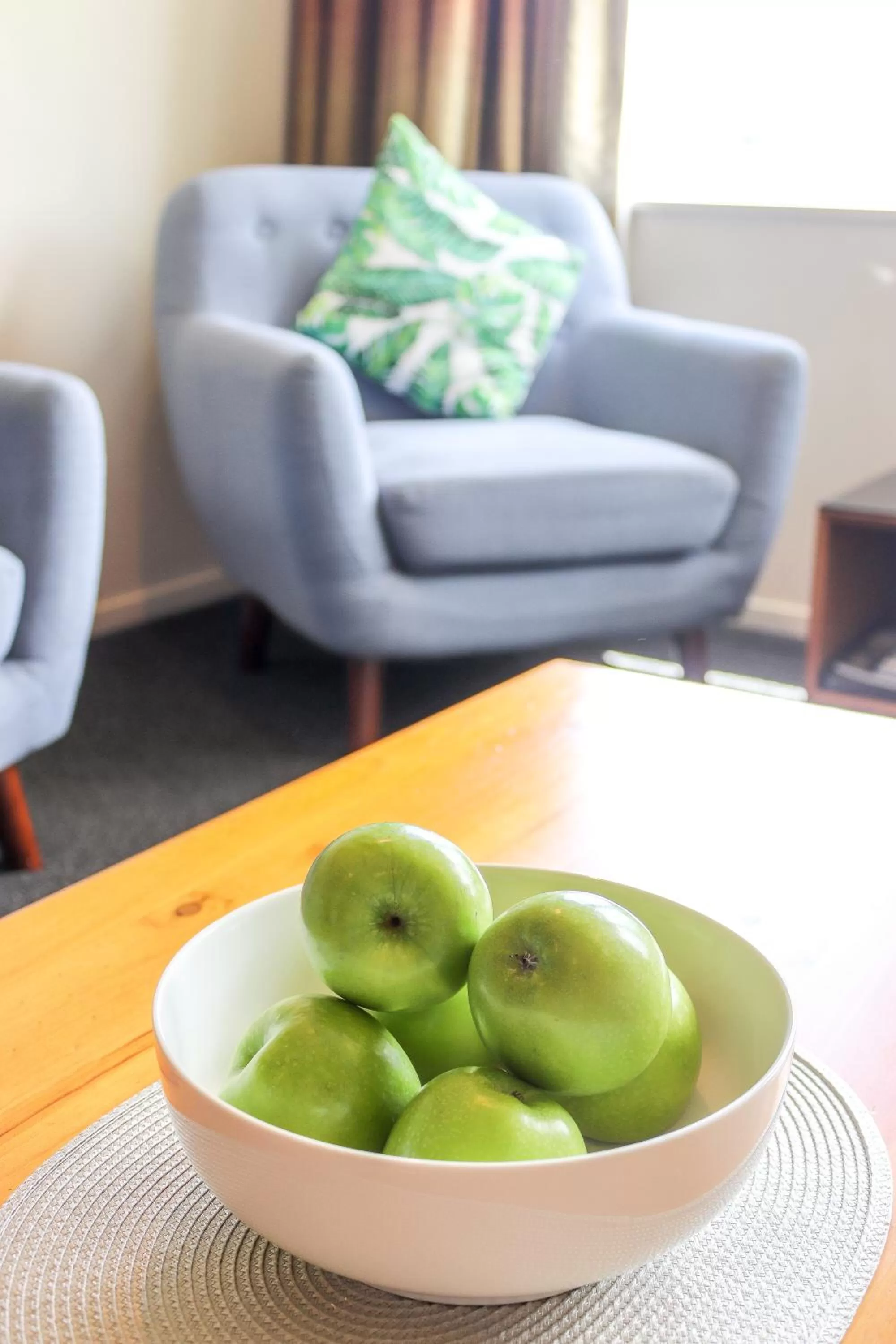 Living room in Coleraine Suites & Apartments
