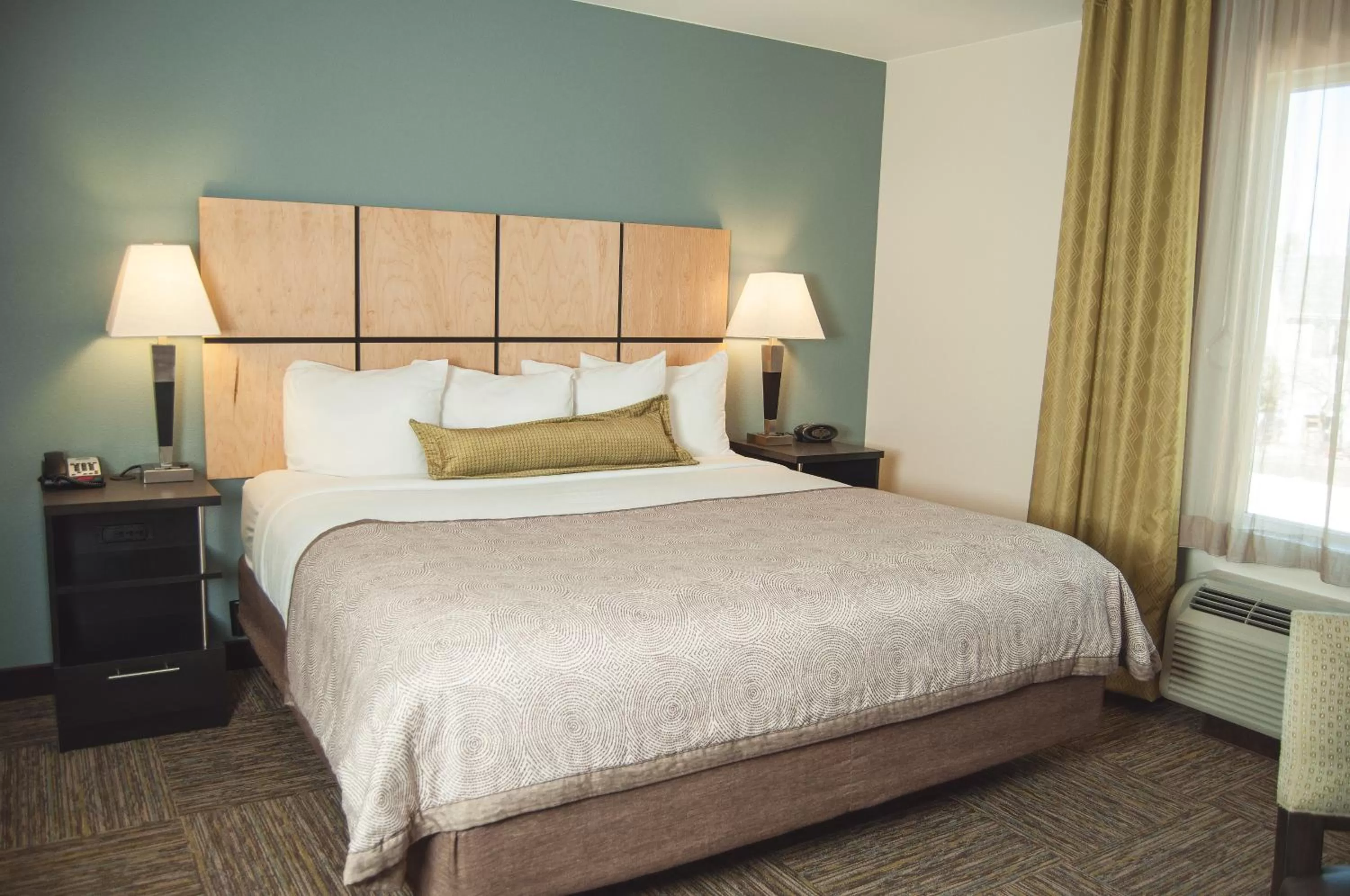 Candlewood Suites Fort Collins by IHG